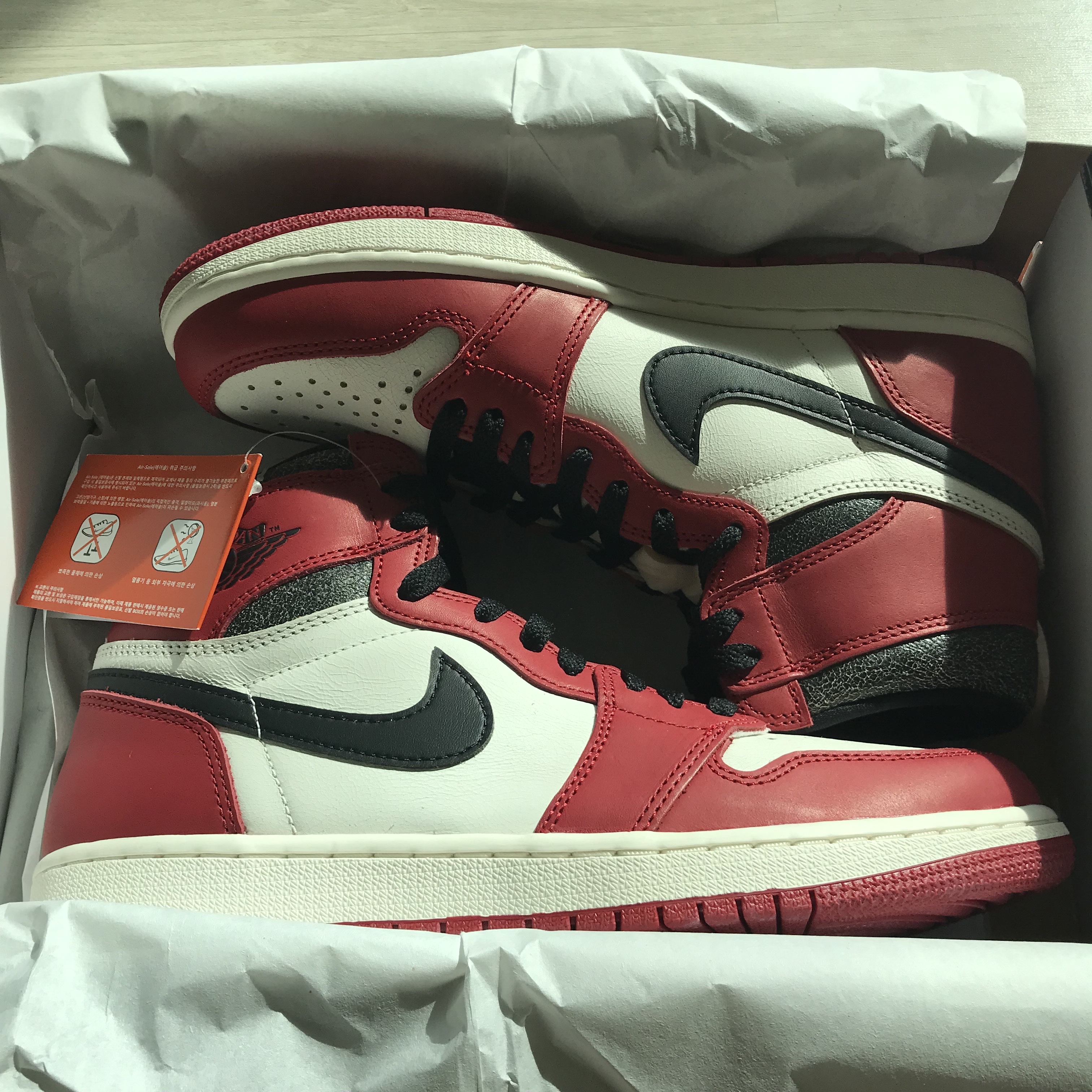Jordan 1 Retro High OG Chicago 2022 착용 스타일 - 1
