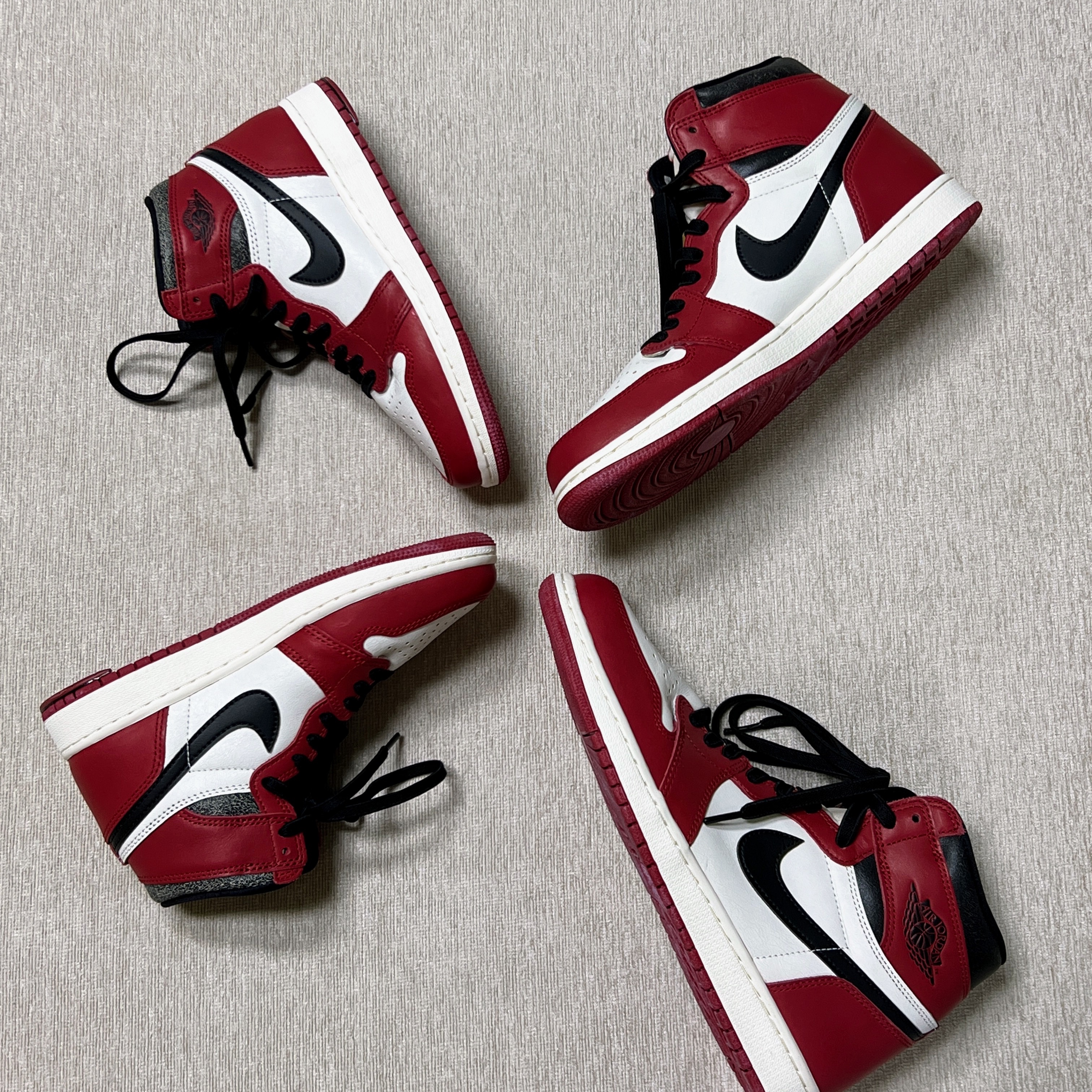 Jordan 1 Retro High OG Chicago 2022, (GS) Jordan 1 Retro High OG Chicago 2022 착용 스타일 - 1