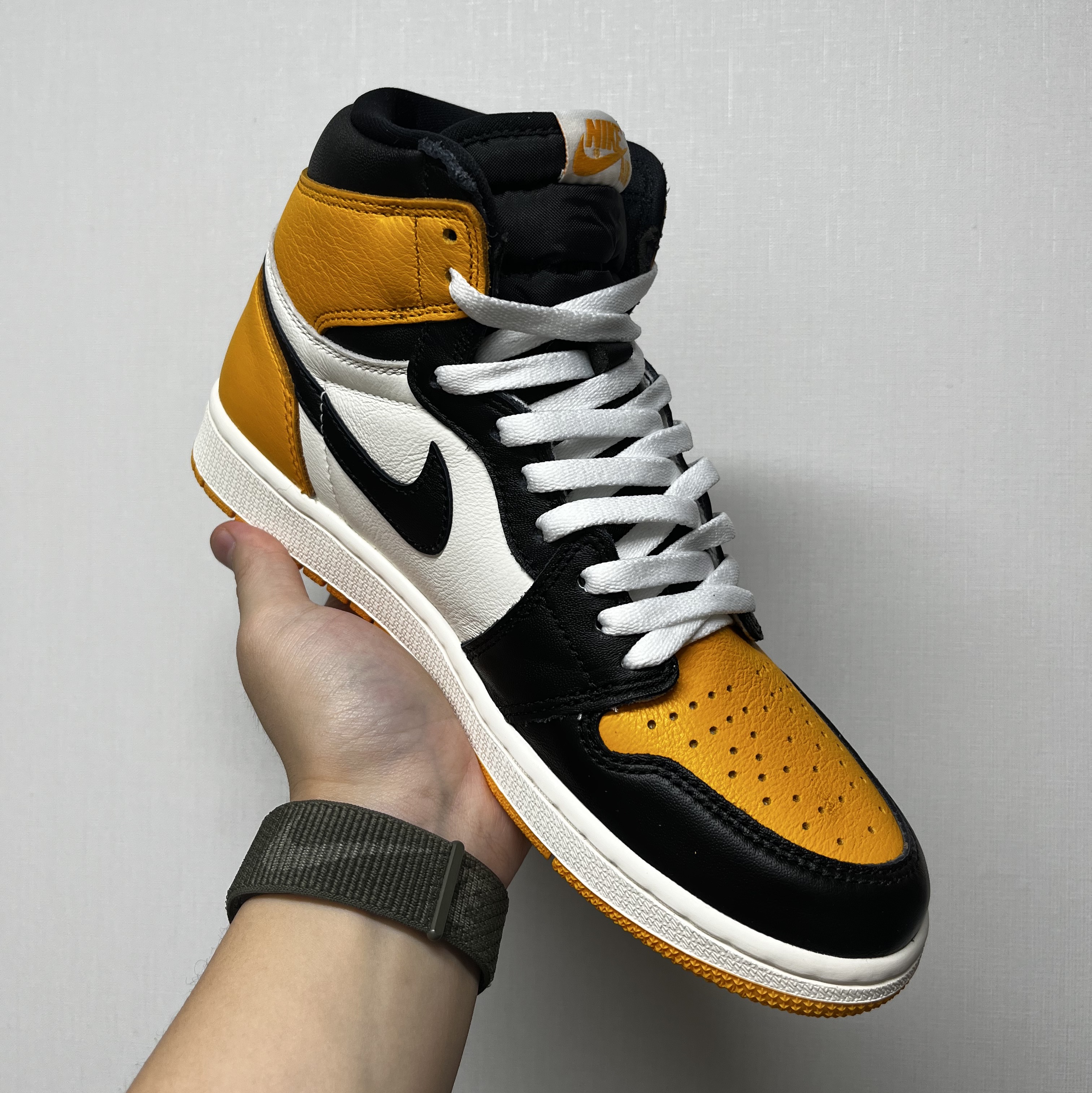 Jordan 1 Retro High OG Taxi 착용 스타일