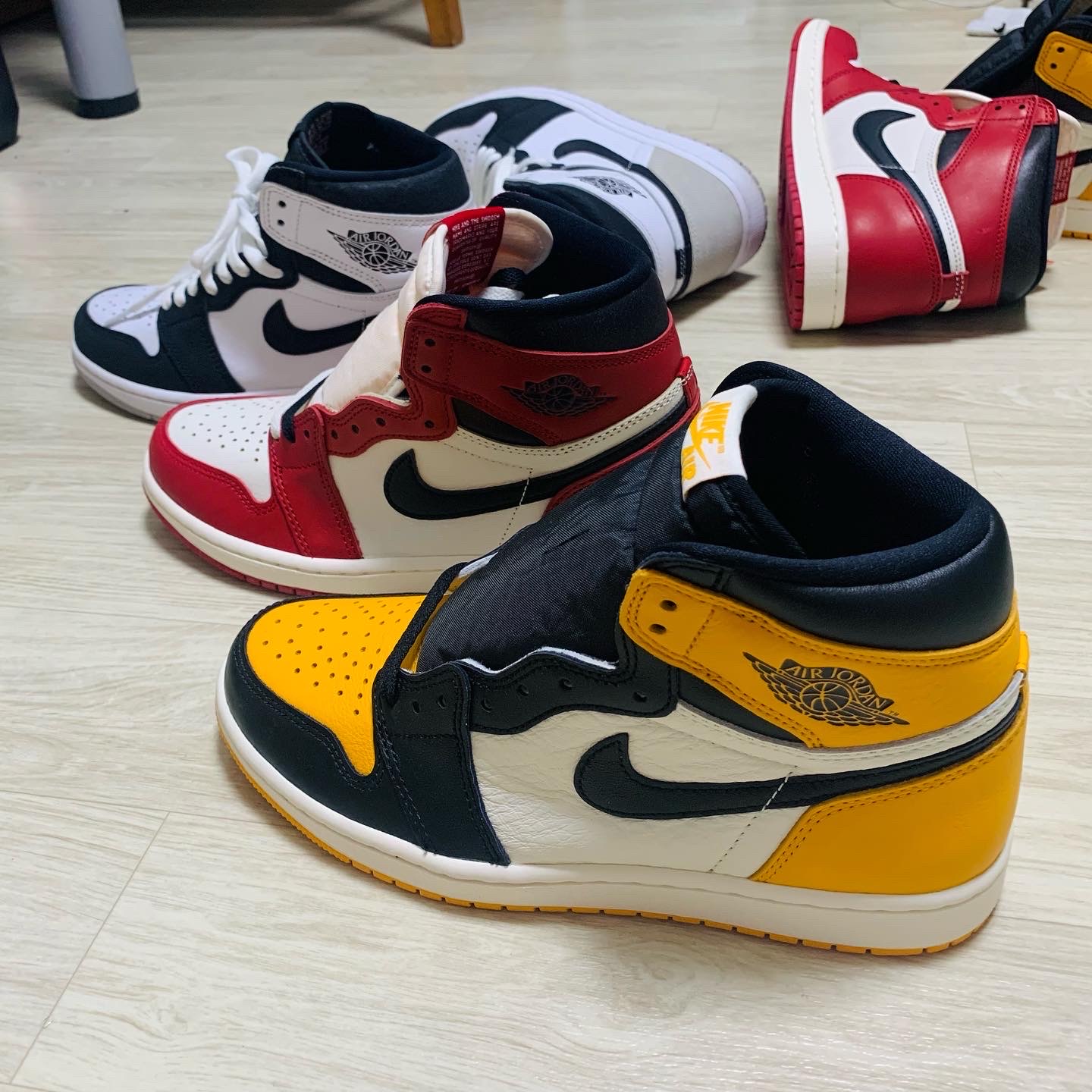 Jordan 1 Retro High OG Taxi, Jordan 1 Retro High OG Chicago 2022 착용 스타일 - 1
