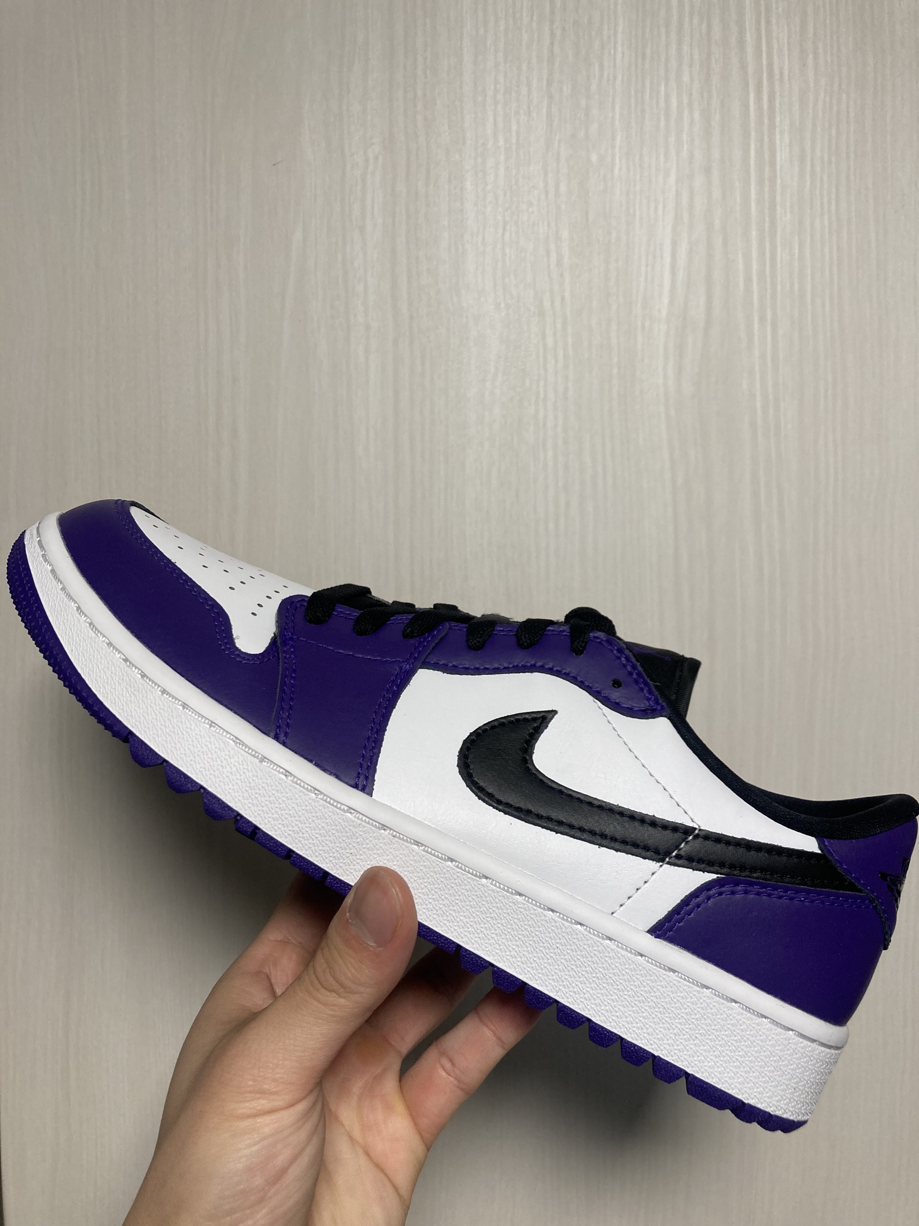 Jordan 1 Low Golf Court Purple 착용 스타일