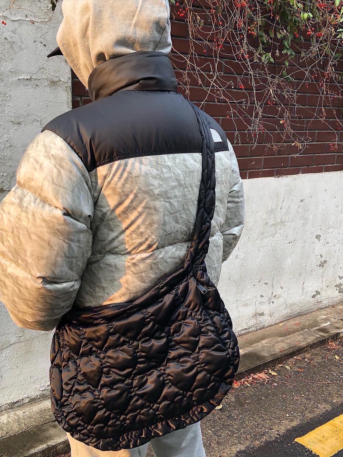 The North Face 1996 Eco Nuptse Jacket Black, The North Face 1996 Eco Nuptse Jacket White 착용 스타일 - 1
