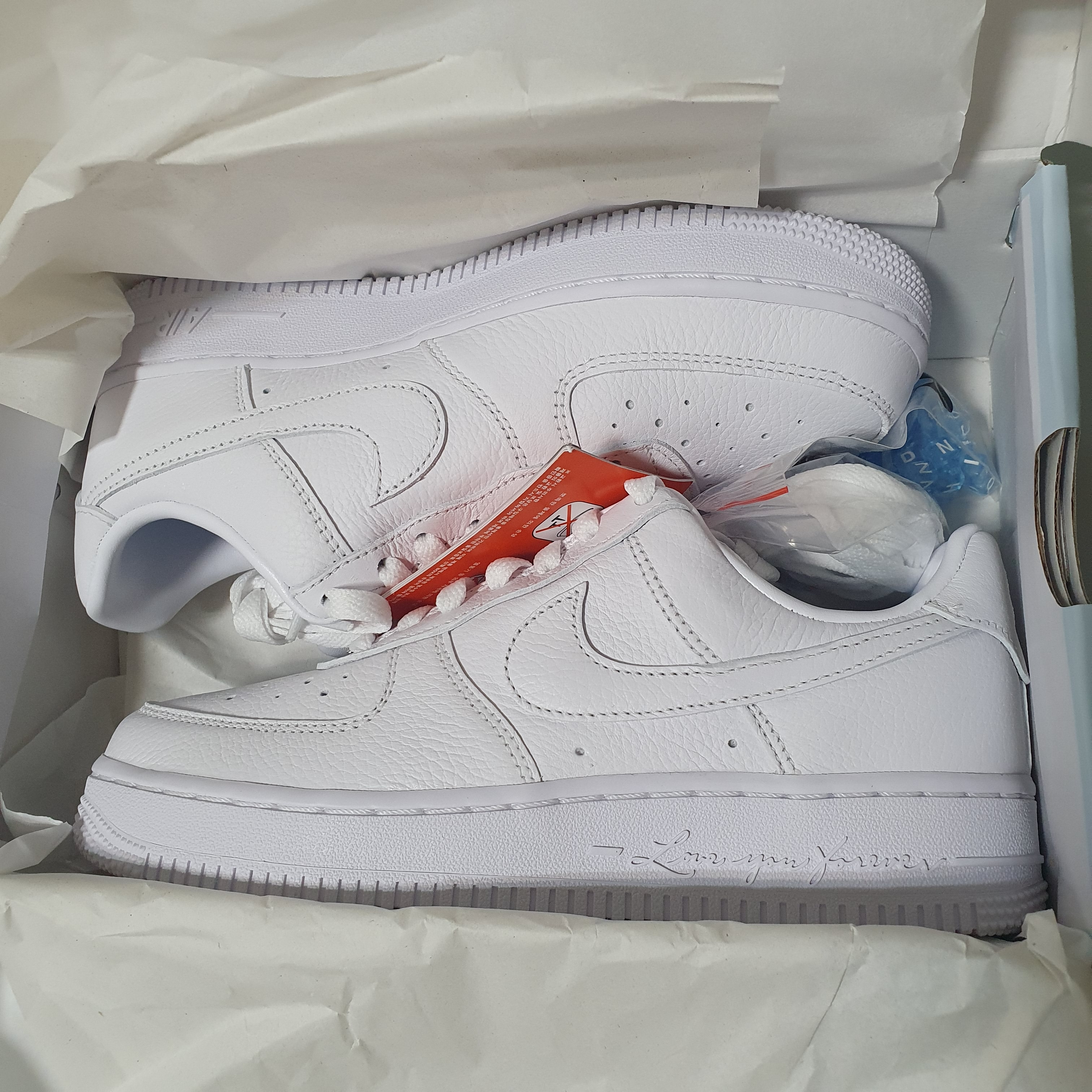 Nike x Drake Nocta Air Force 1 Low SP Certified Lover Boy White 착용 스타일 - 2