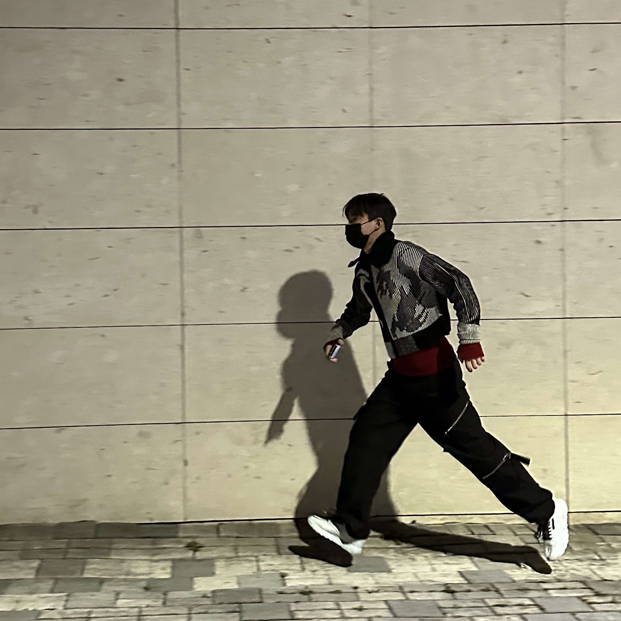 Reebok x Maison Margiela Classic Leather Tabi Shoes Bianchetto 착용 스타일 - 1
