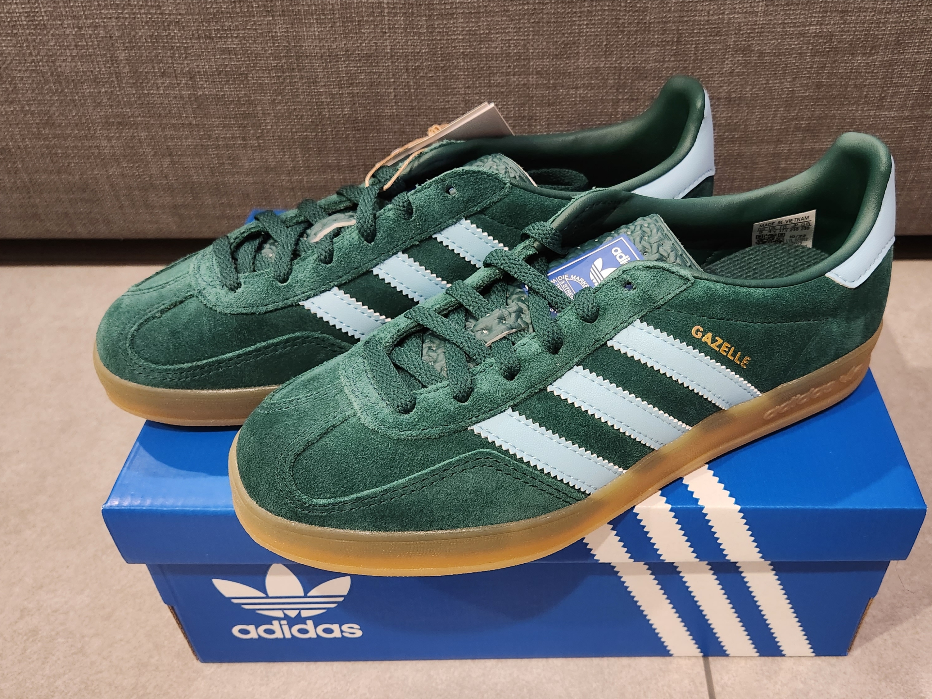 Adidas Gazelle Indoor Collegiate Green Hazy Sky 착용 스타일 - 2