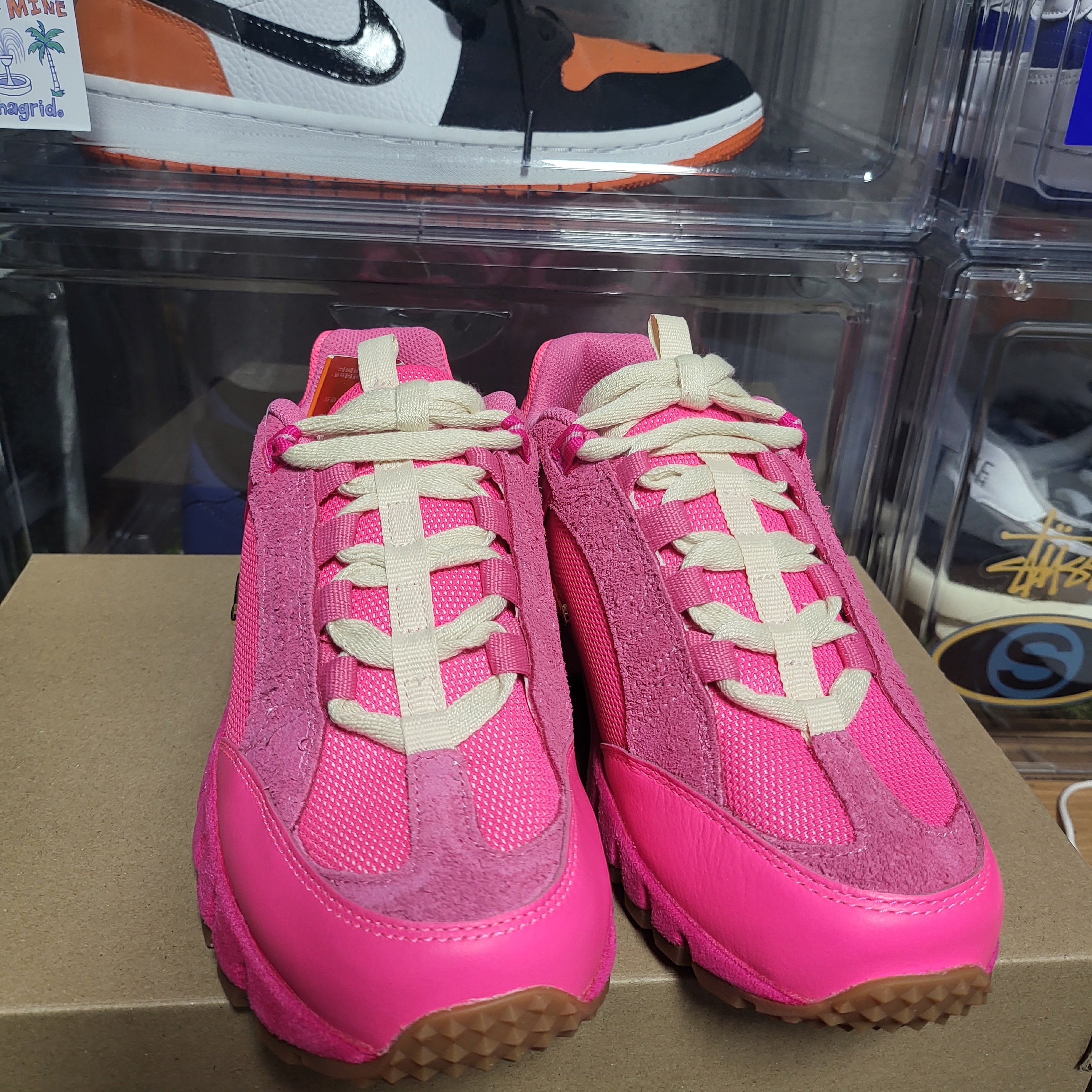 Nike x Jacquemus Air Humara LX Pink Flash 착용 스타일 - 2
