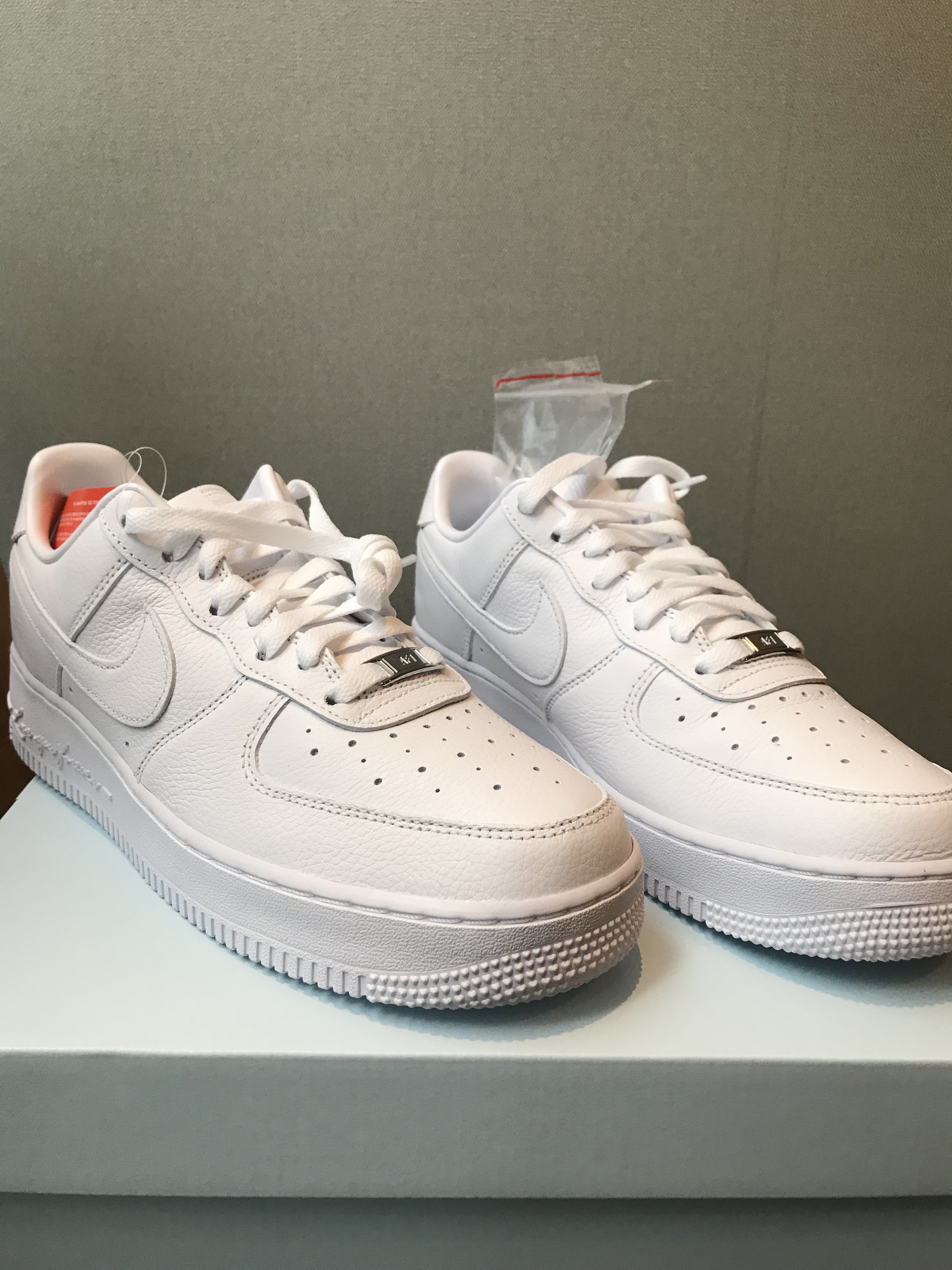Nike x Drake Nocta Air Force 1 Low SP Certified Lover Boy White 착용 스타일 - 1