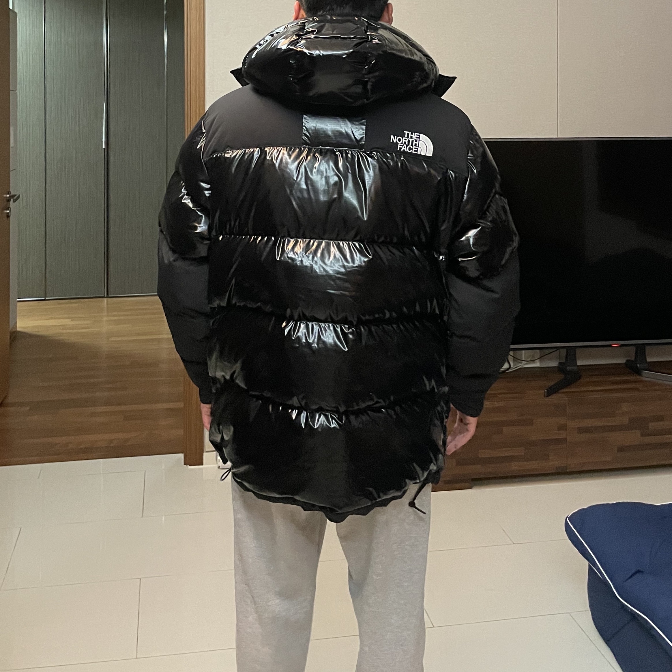 Supreme x The North Face 700-Fill Down Parka Black - 22FW 착용 스타일 - 3