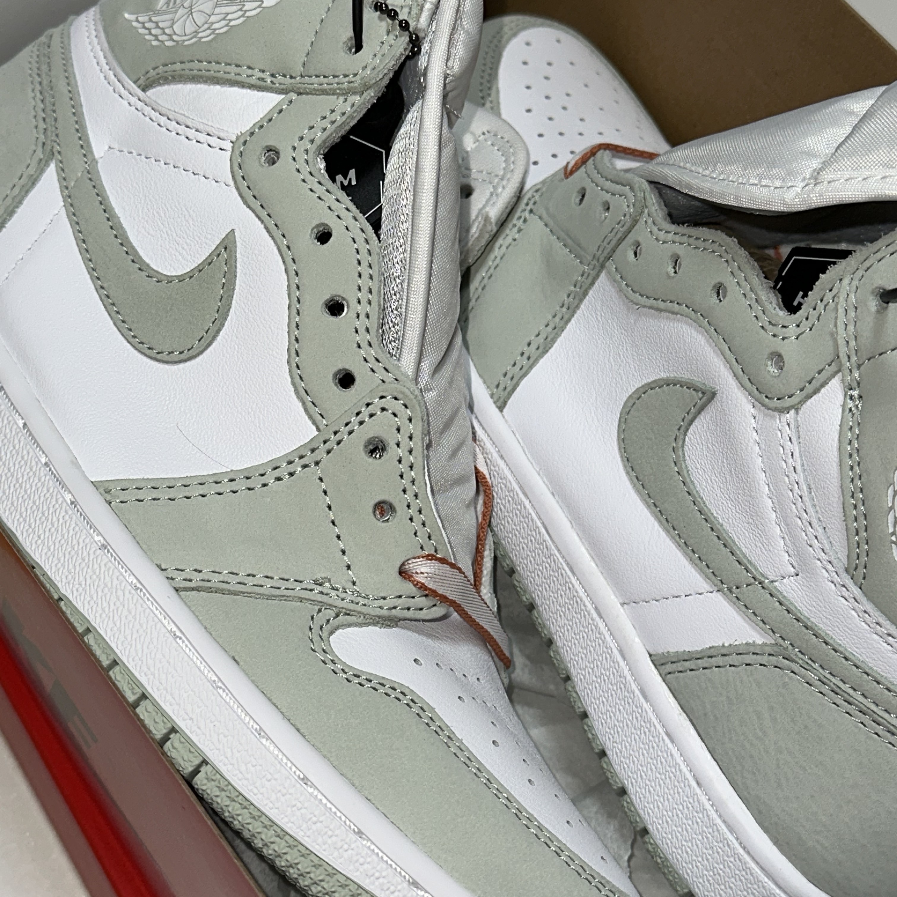 (W) Jordan 1 Retro High OG Seafoam 착용 스타일