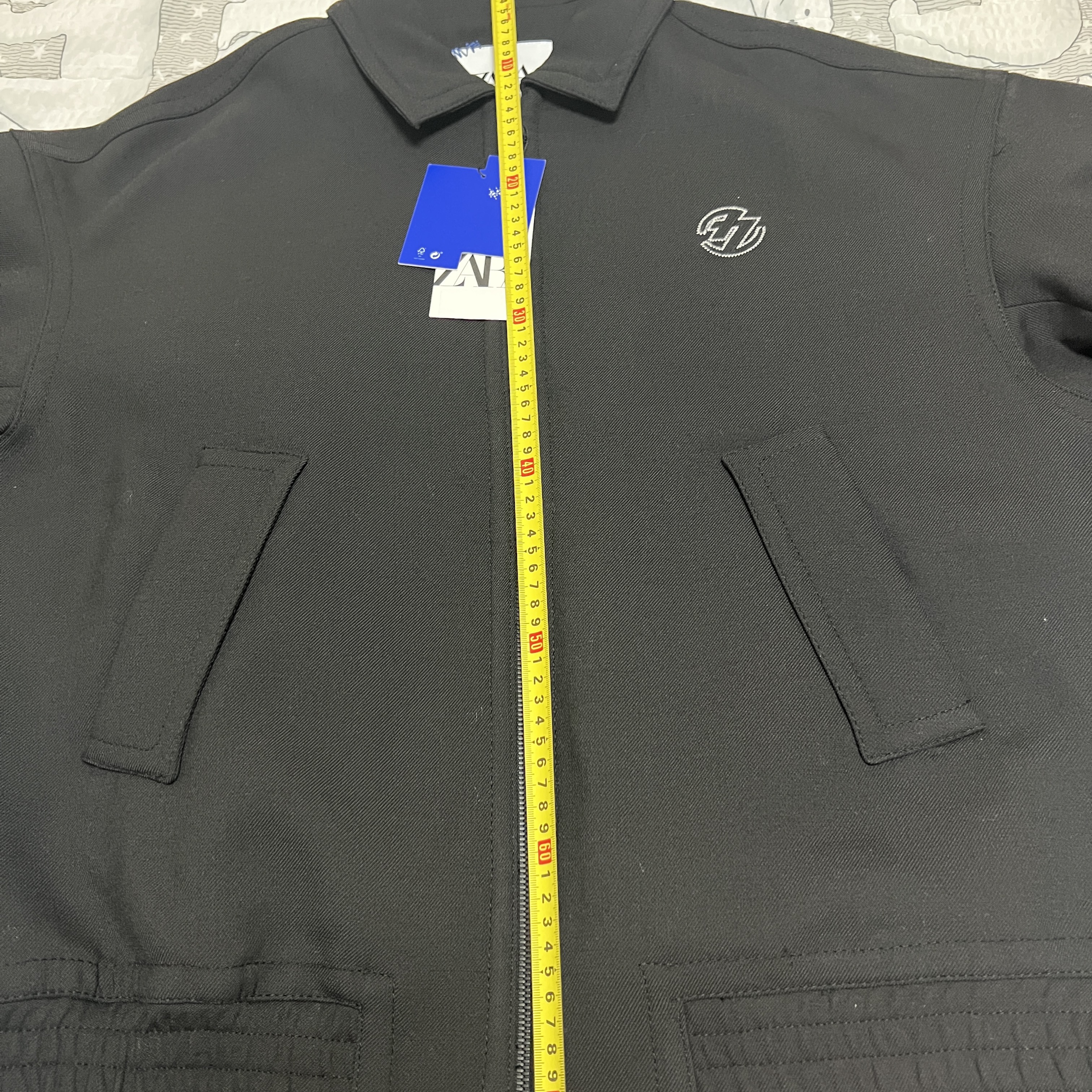 Zara x Ader Error Oversize Collar Bomber Jacket Black 착용 스타일 - 2