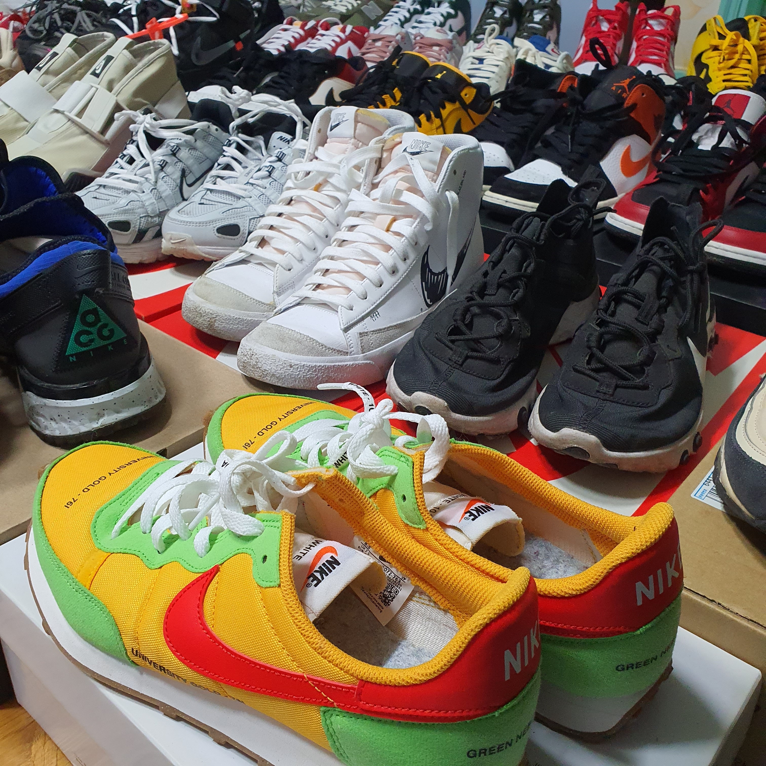 Jordan 1 Mid Chicago Black Toe, Jordan 1 Low Black Toe 착용 스타일 - 2