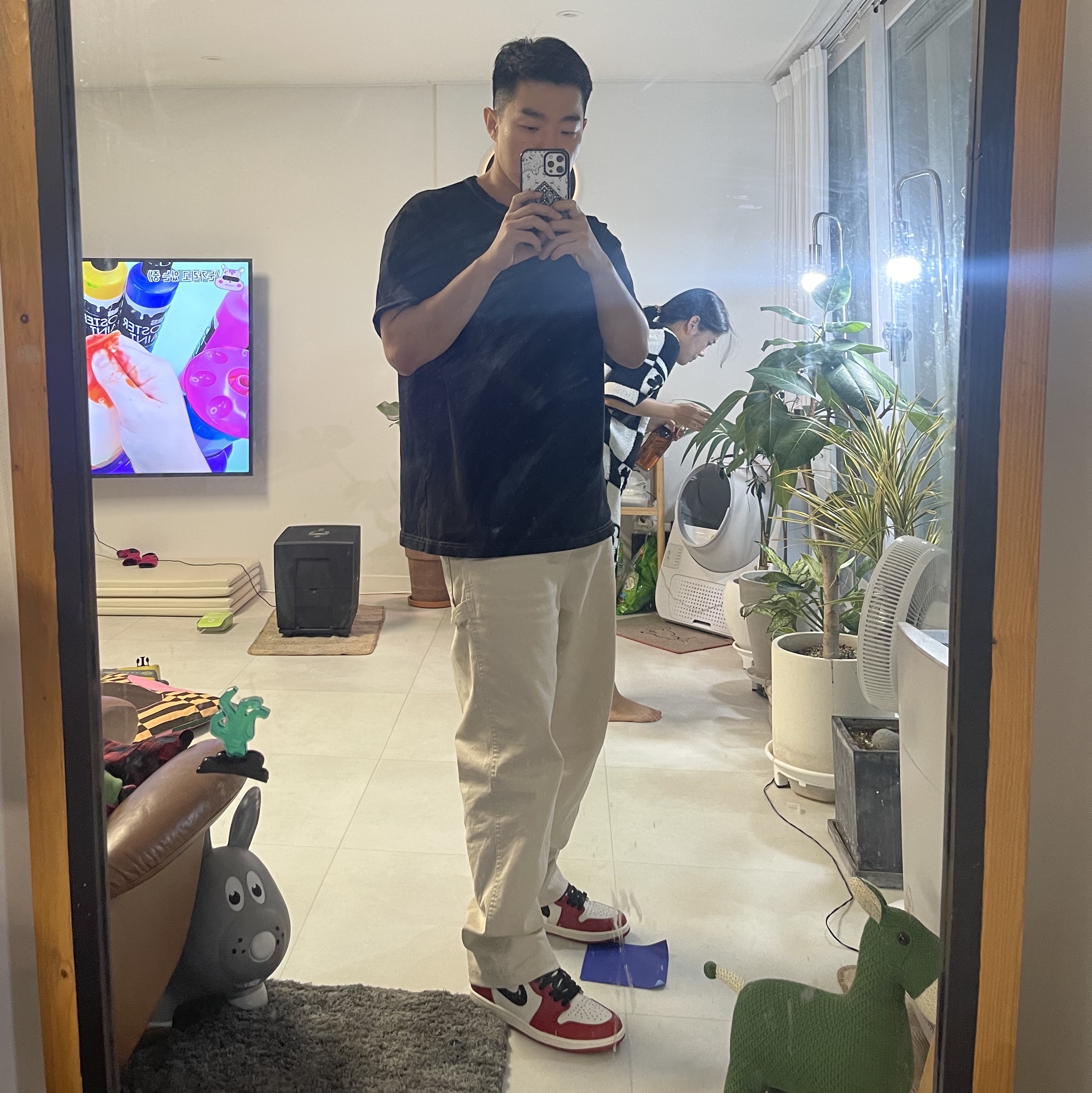 Jordan 1 Retro High OG Chicago 2022, (GS) Jordan 1 Retro High OG Chicago 2022 착용 스타일 - 1