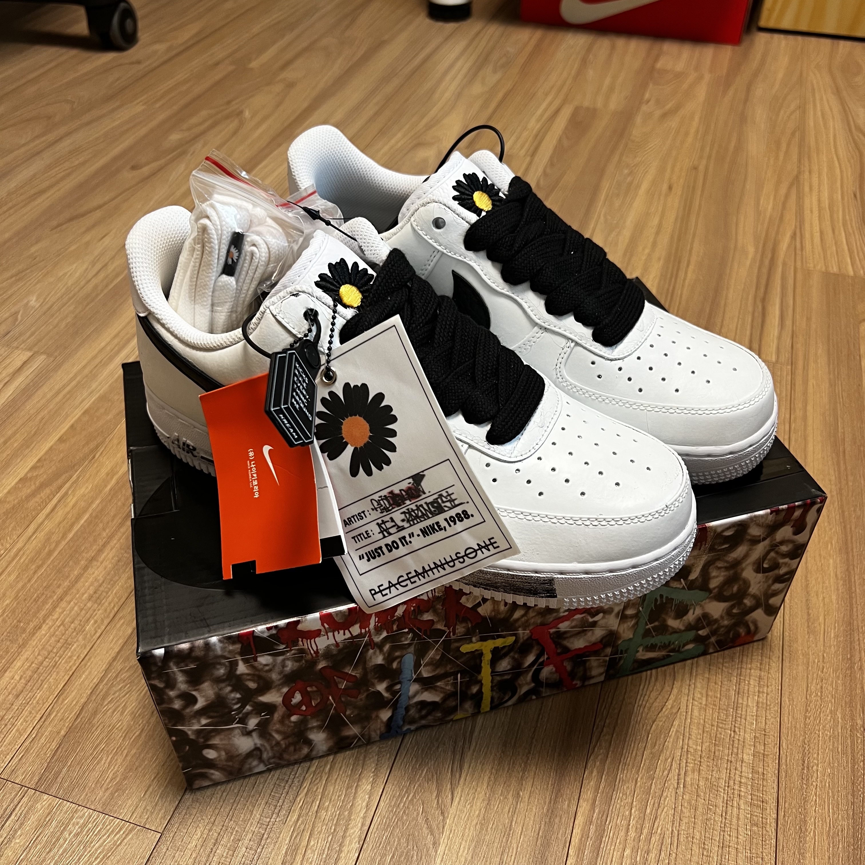 Nike x Peaceminusone Air Force 1 Low Para-Noise 2.0 착용 스타일 - 1
