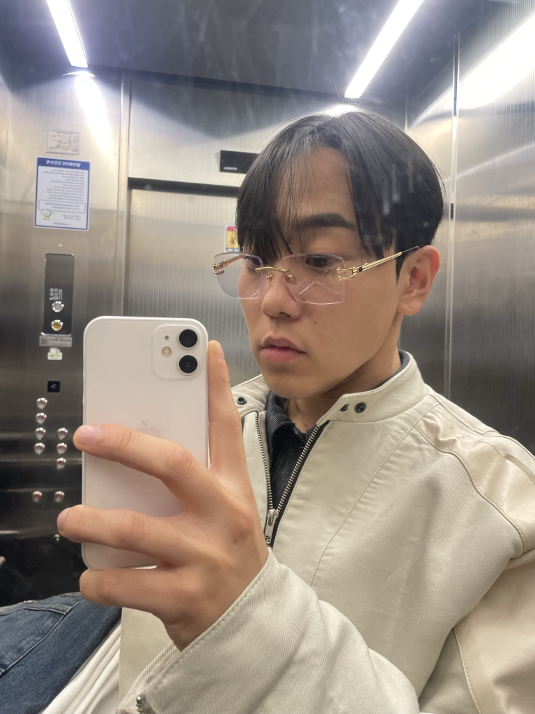 KREAM 프로필 이미지