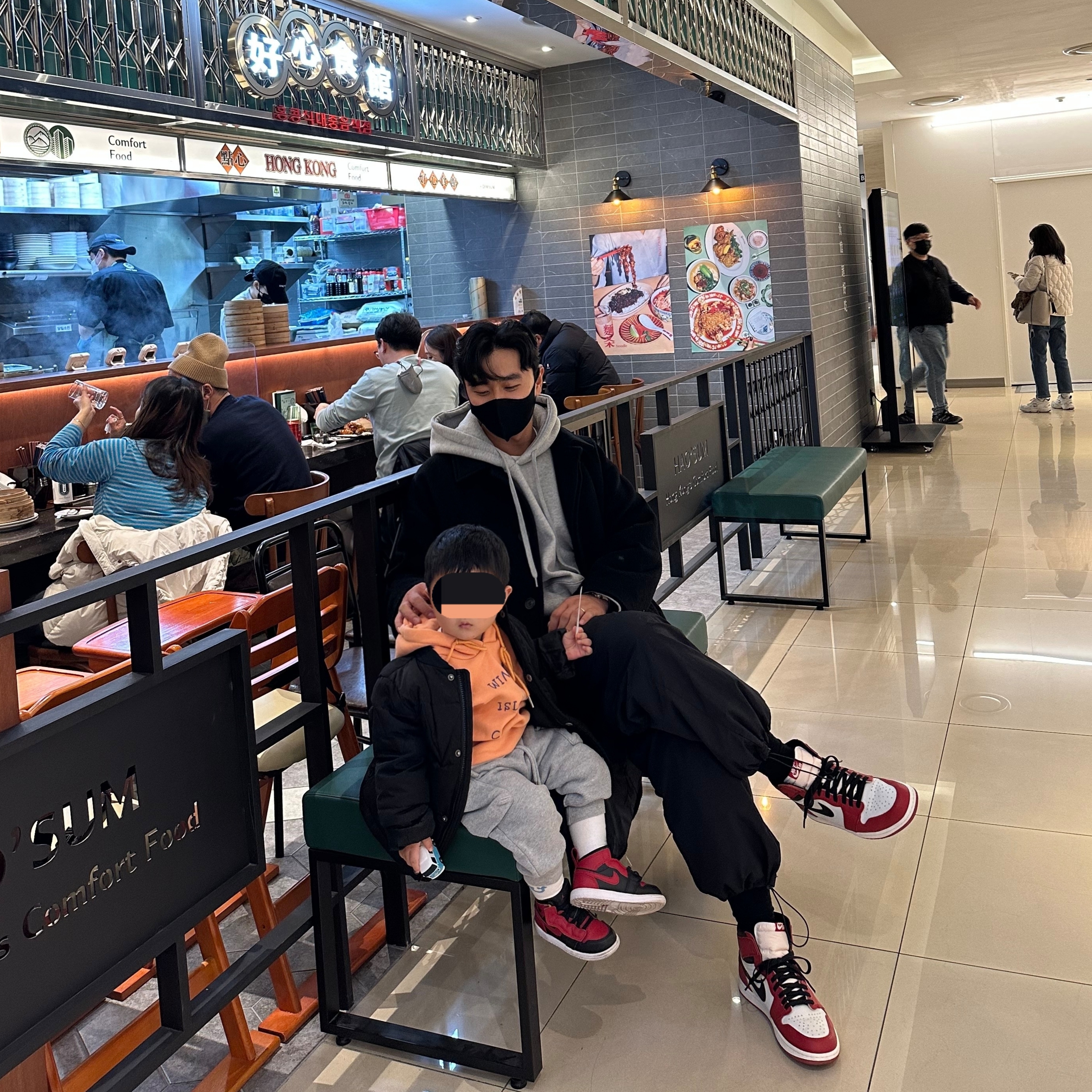 Jordan 1 Retro High OG Chicago 2022, (TD) Jordan 1 Retro High OG Patent Bred 착용 스타일 - 1