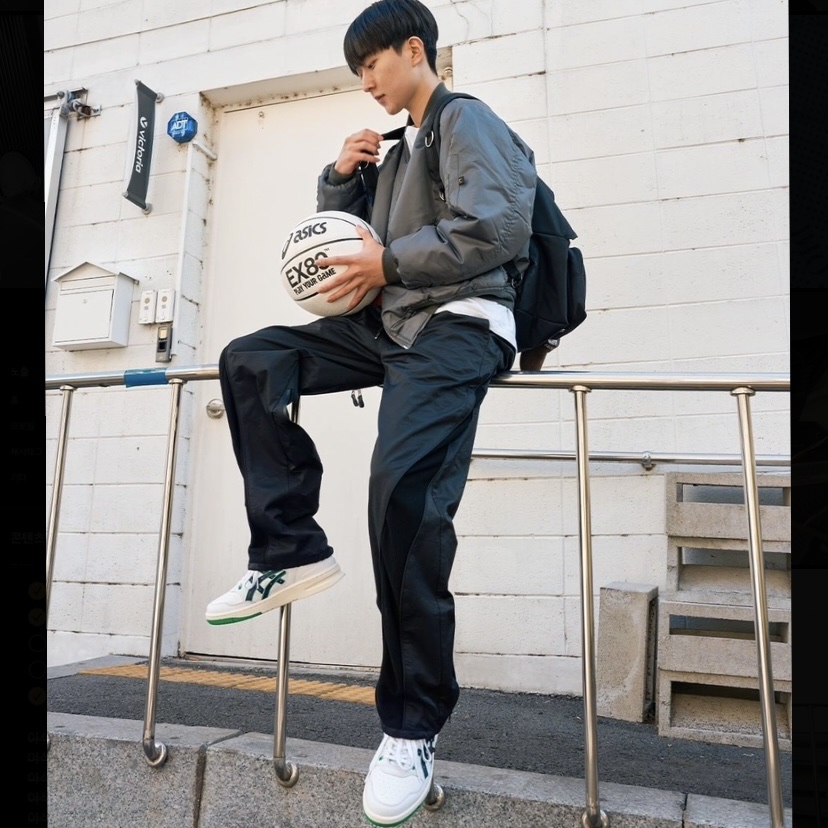 Asics EX89 White French Blue 착용 스타일 - 1