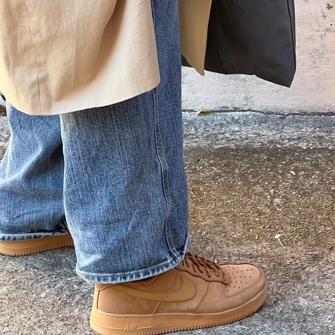 Nike Air Force 1 '07 WB Flax 착용 스타일 - 2