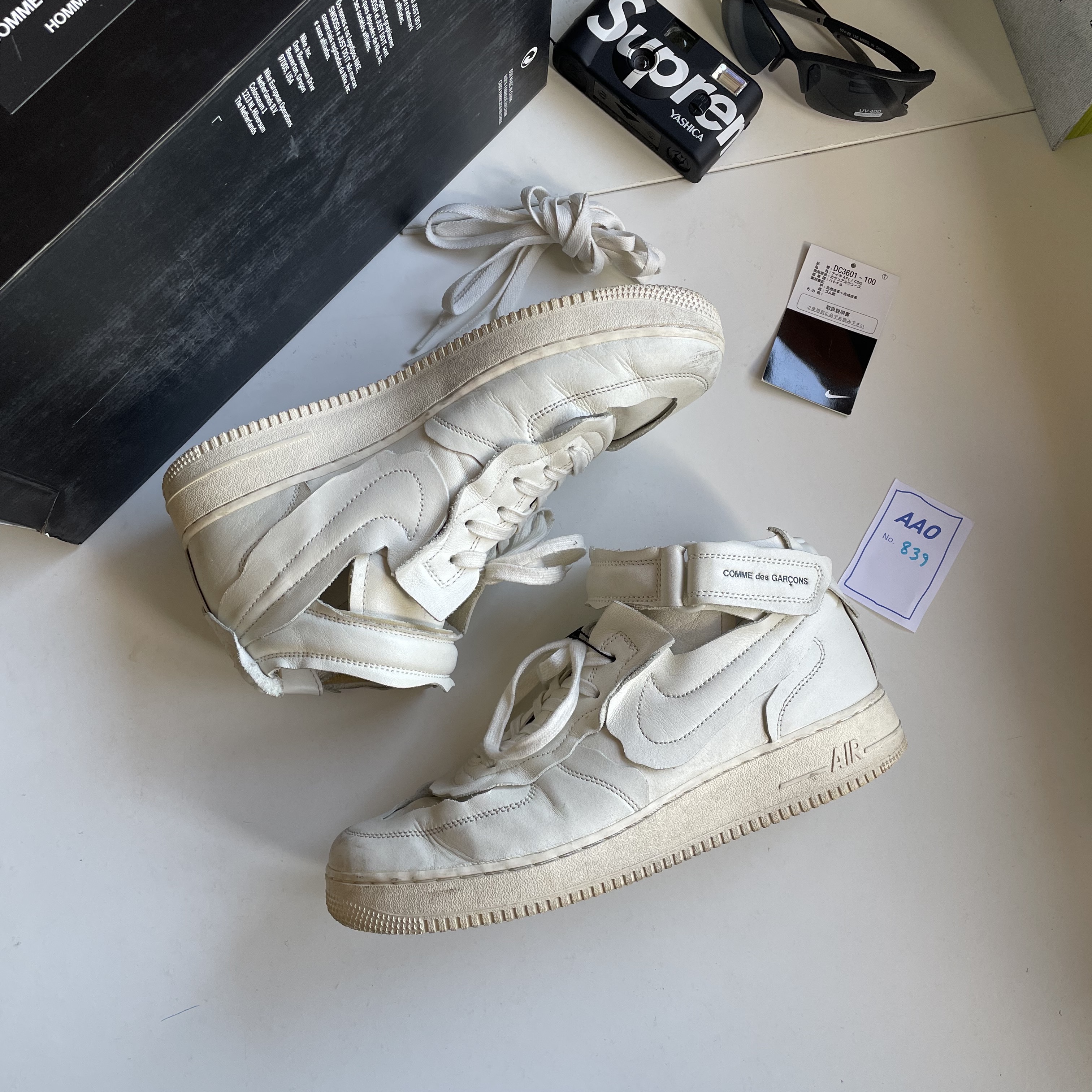 Nike x Comme des Garcons Homme Plus Air Force Mid White 착용 스타일 - 1