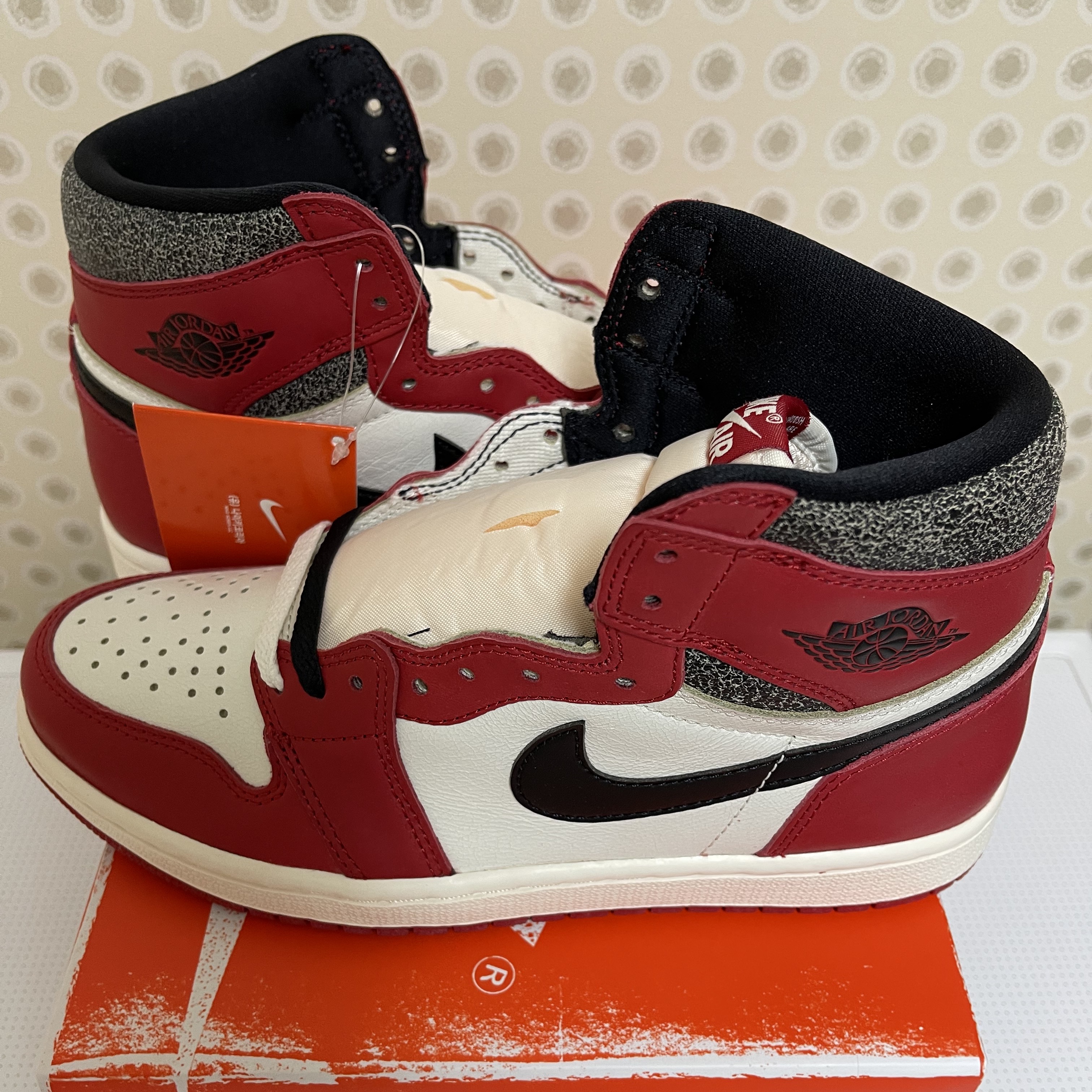 Jordan 1 Retro High OG Chicago 2022 착용 스타일 - 2