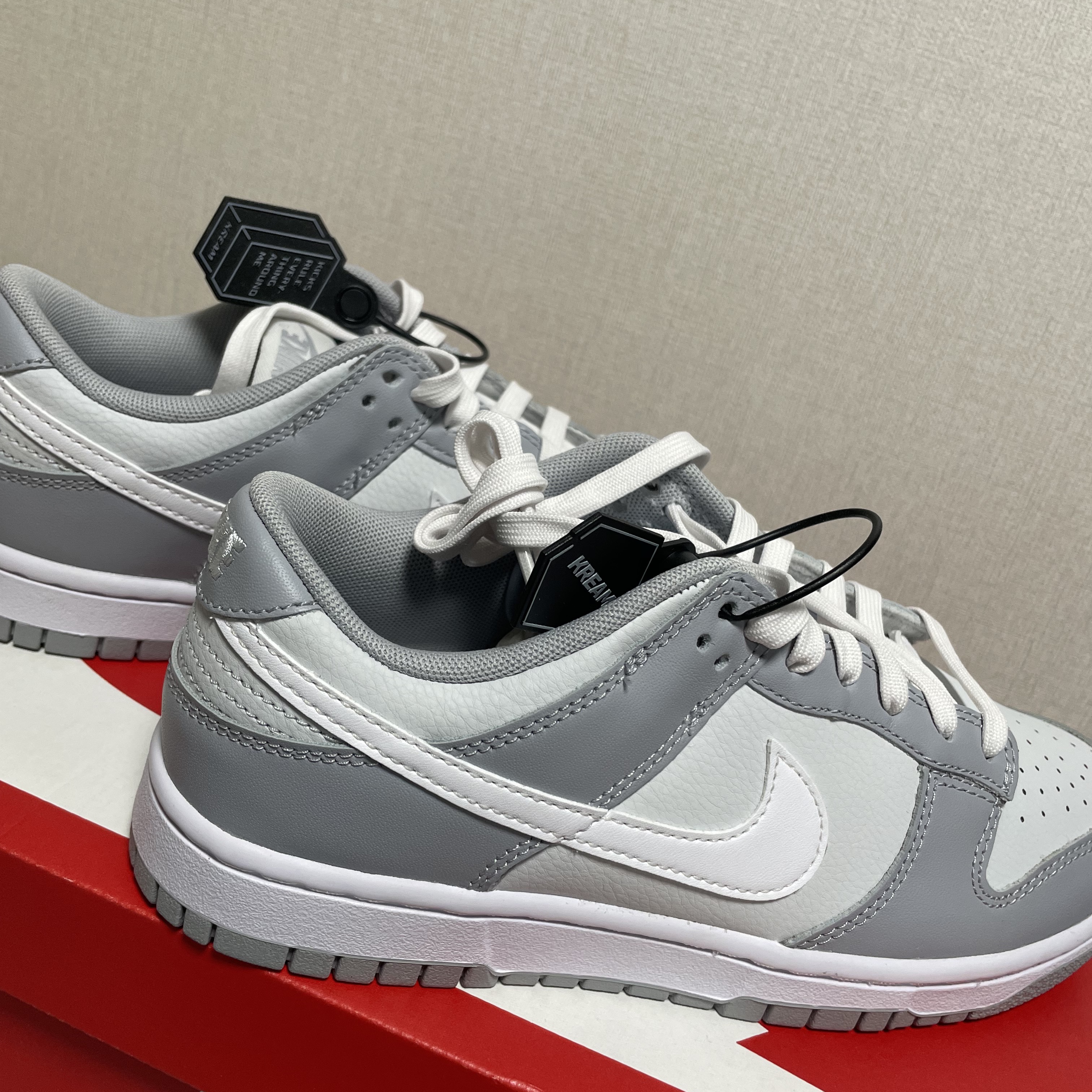 Nike Dunk Low Retro Wolf Grey 착용 스타일