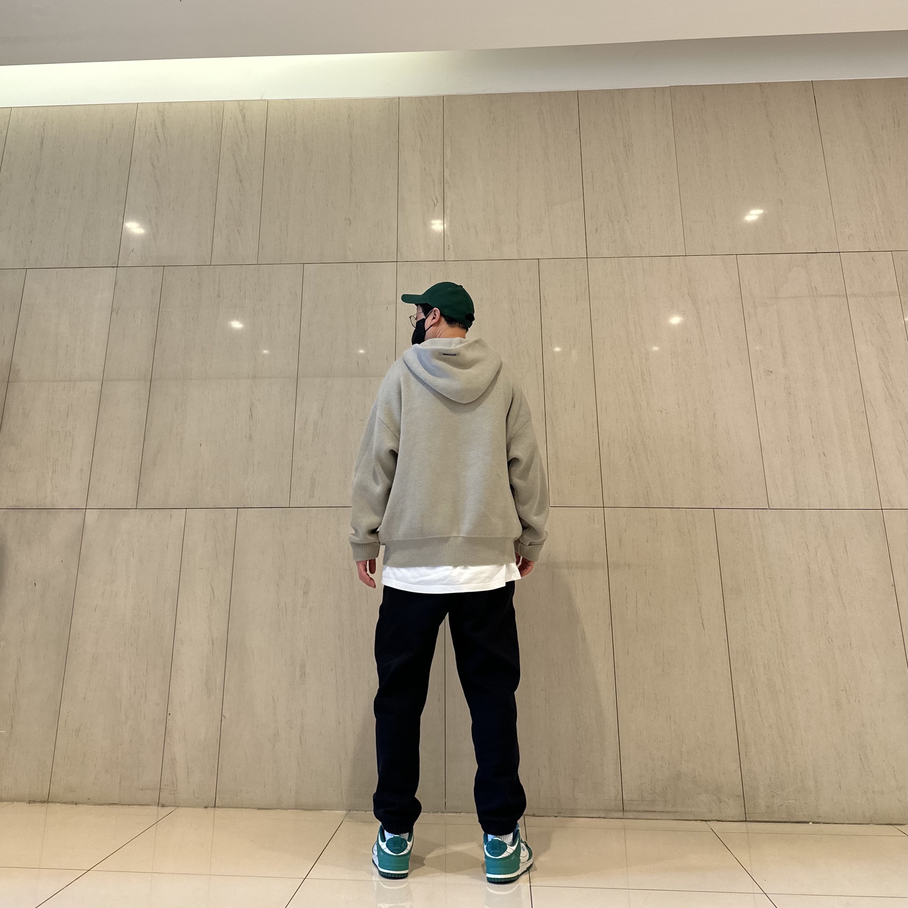 Nike Heritage 86 Futura Washed Cap Gorge Green, Essentials Knit Hoodie Olive - 20FW 착용 스타일 - 4