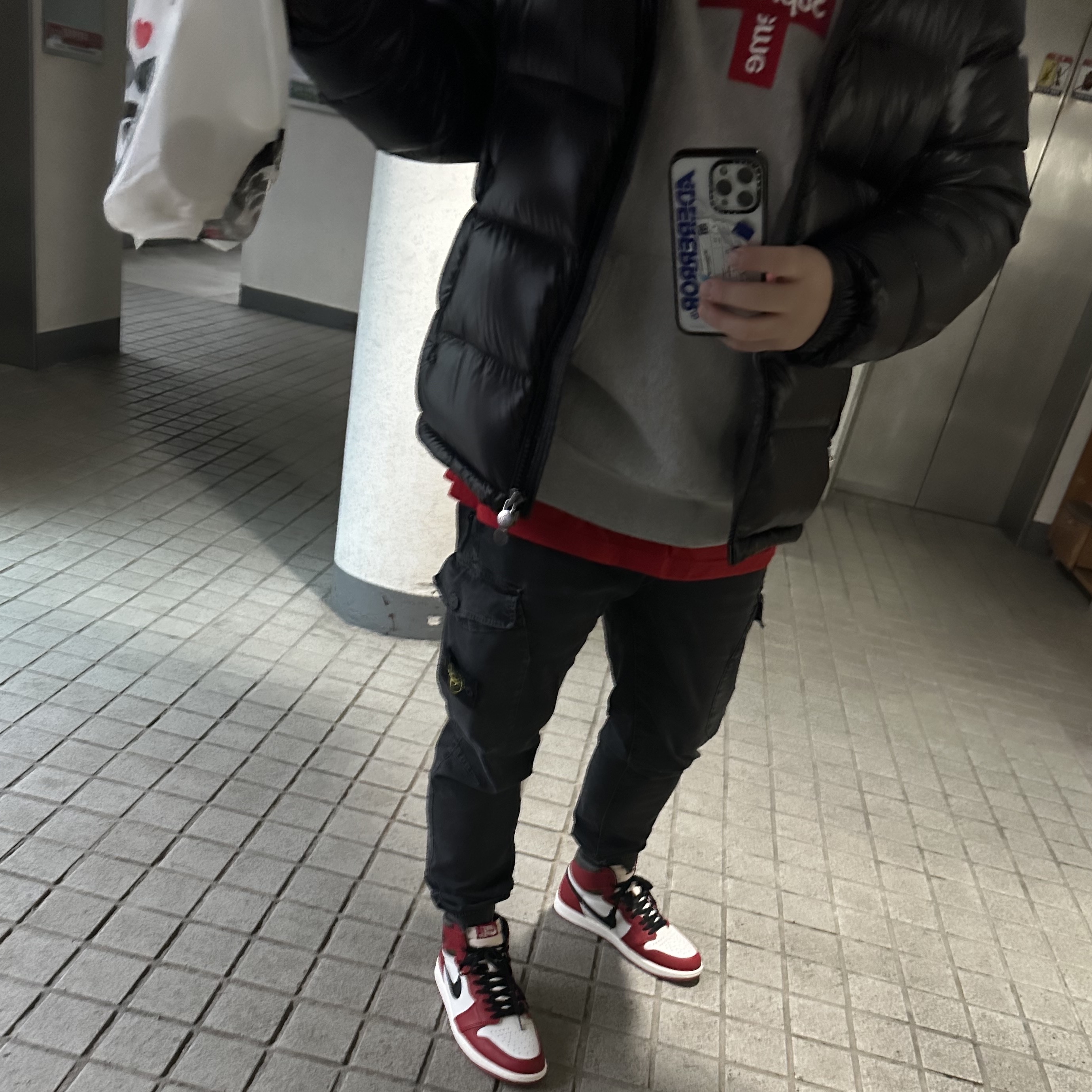 Jordan 1 Retro High OG Chicago 2022, Supreme Cross Box Logo Hooded Sweatshirt Heather Grey - 20FW 착용 스타일