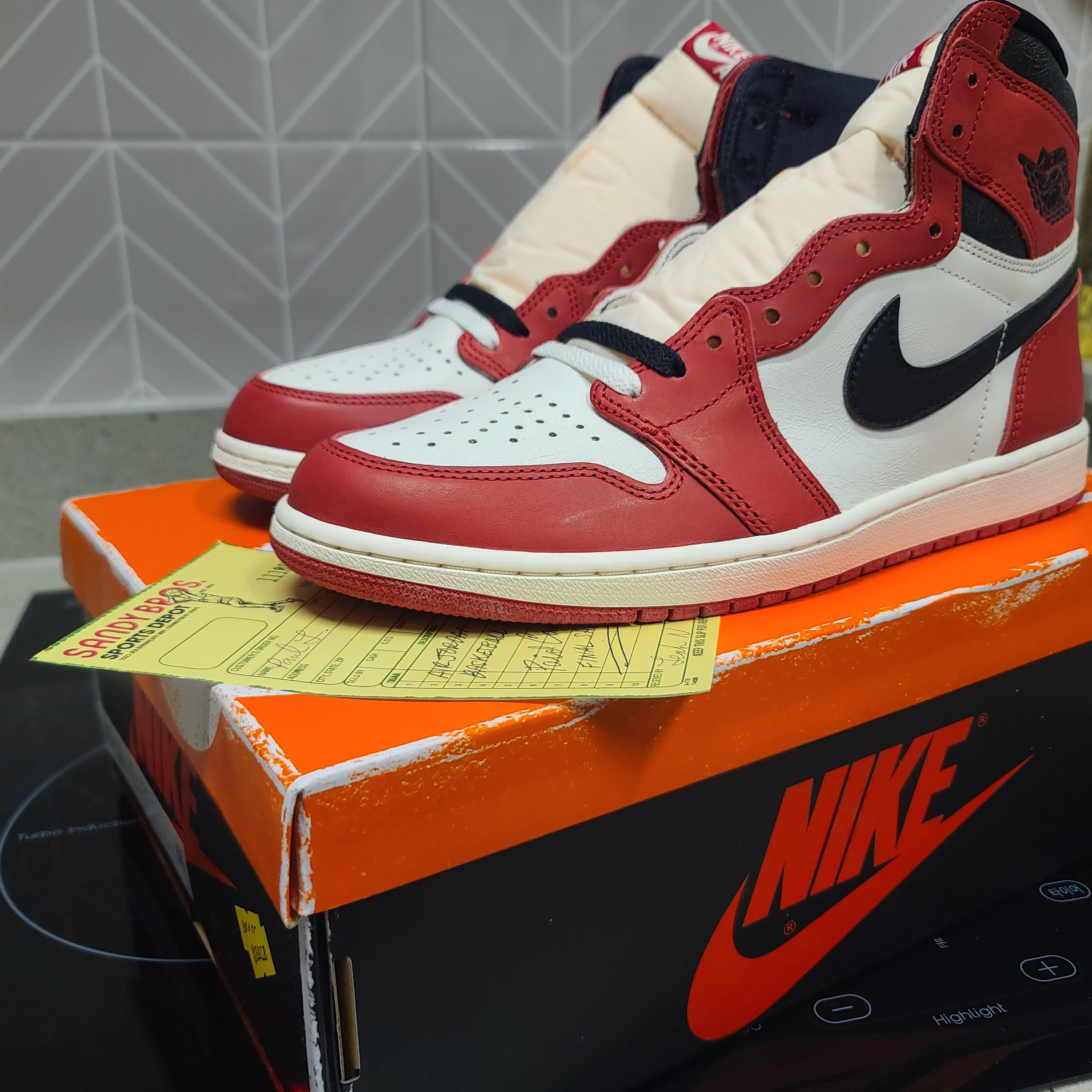 Jordan 1 Retro High OG Chicago 2022 착용 스타일