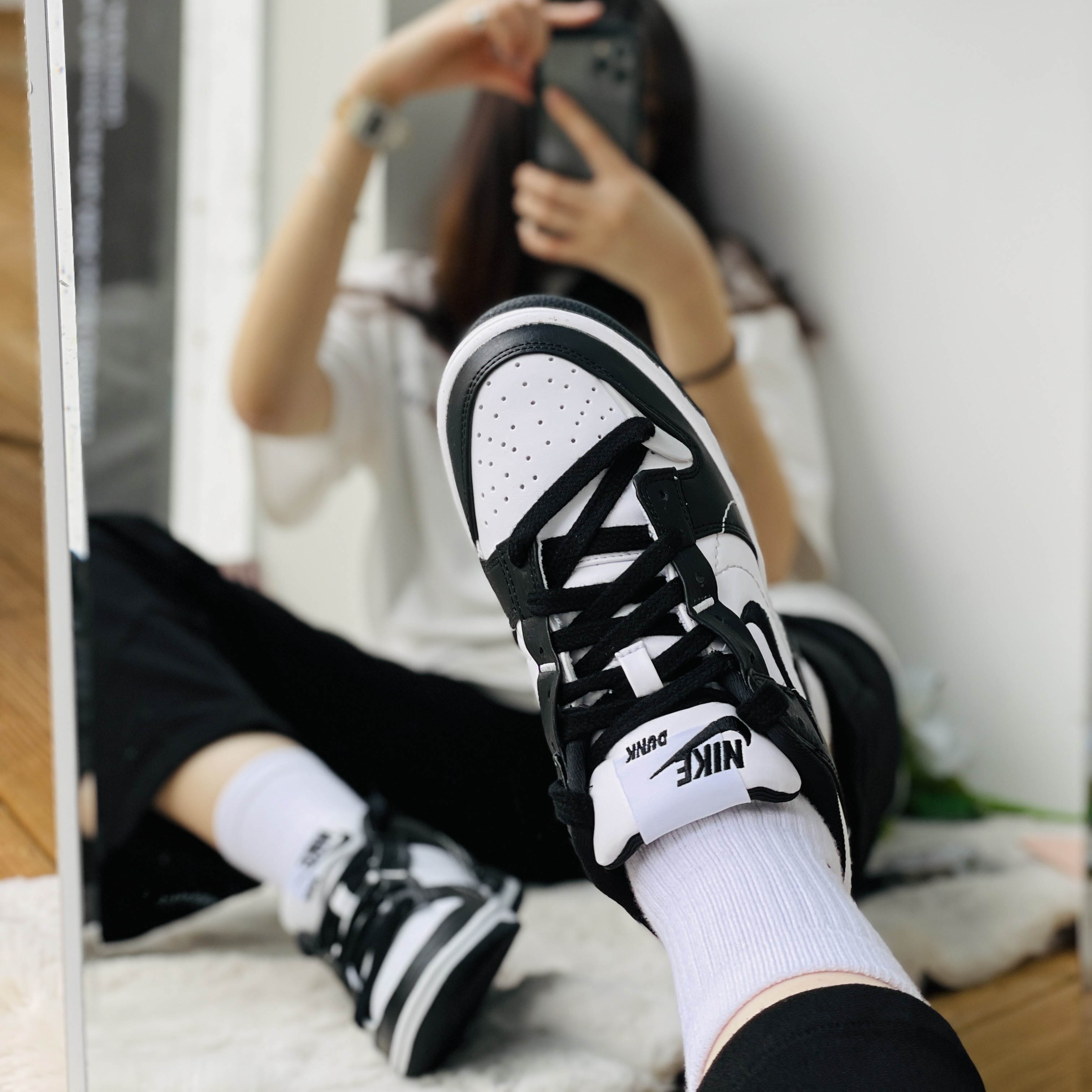 (W) Nike Dunk Low Disrupt 2 Black White 착용 스타일