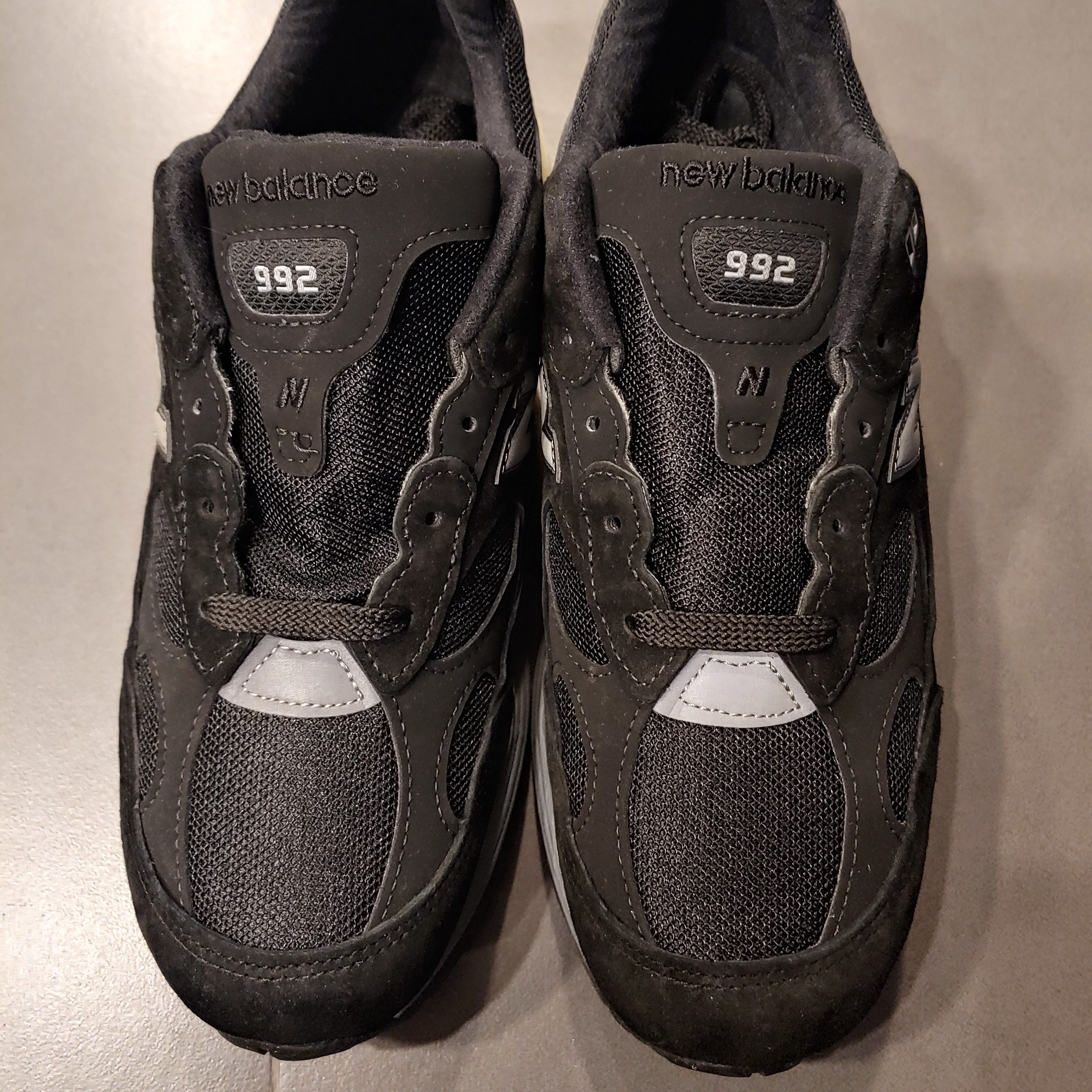 New Balance 992 Made in USA Black 착용 스타일 - 1
