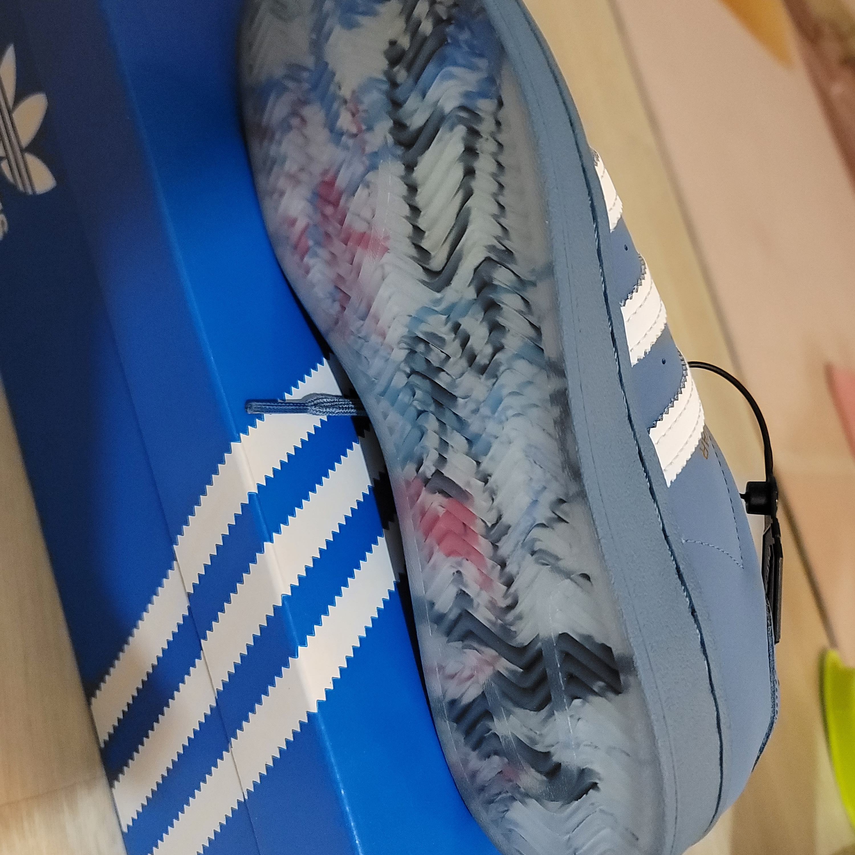 Adidas x Atmos x Daiki Tsuneta Superstar Altered Blue 착용 스타일 - 2