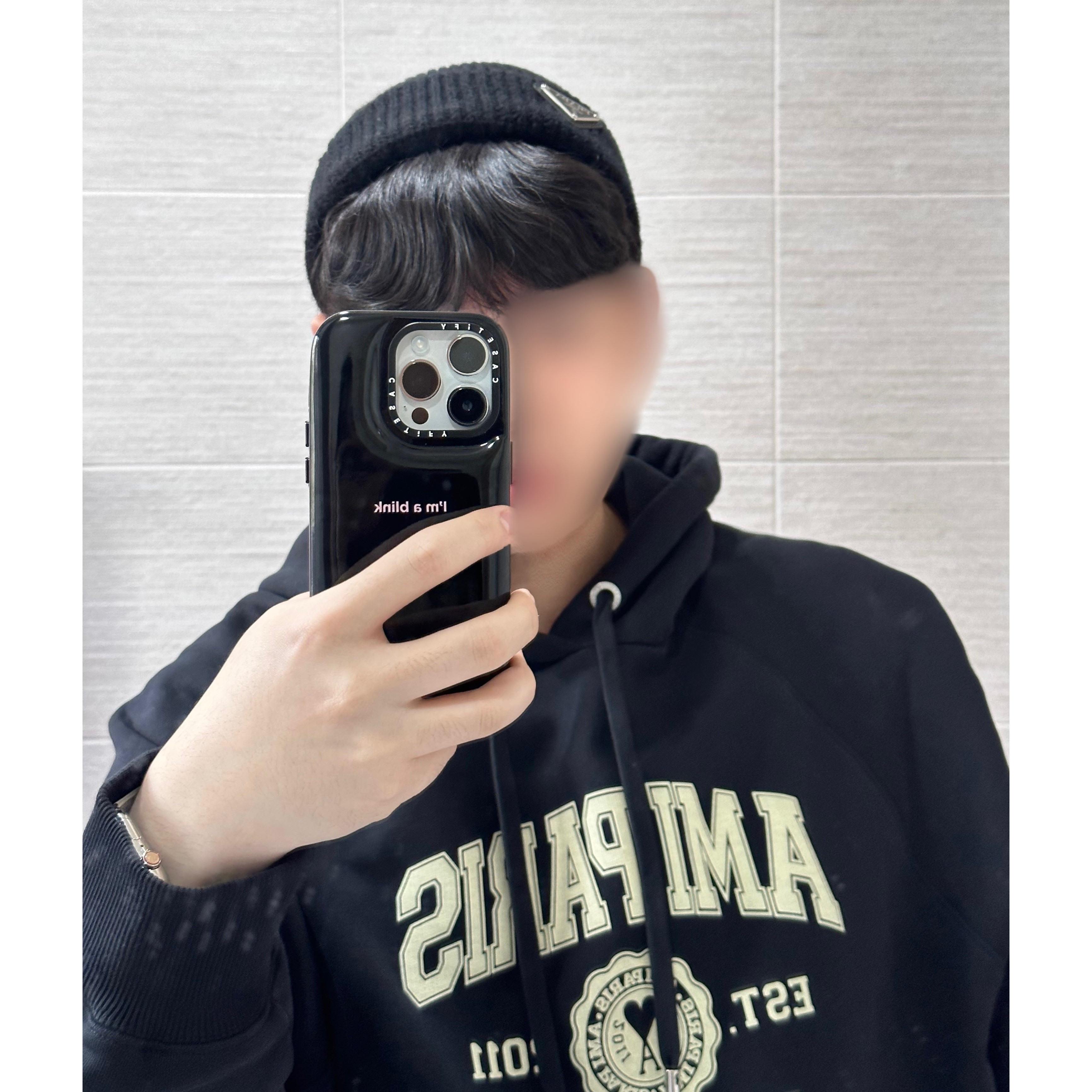 Ami Paris France Hood Sweatshirt Black 착용 스타일