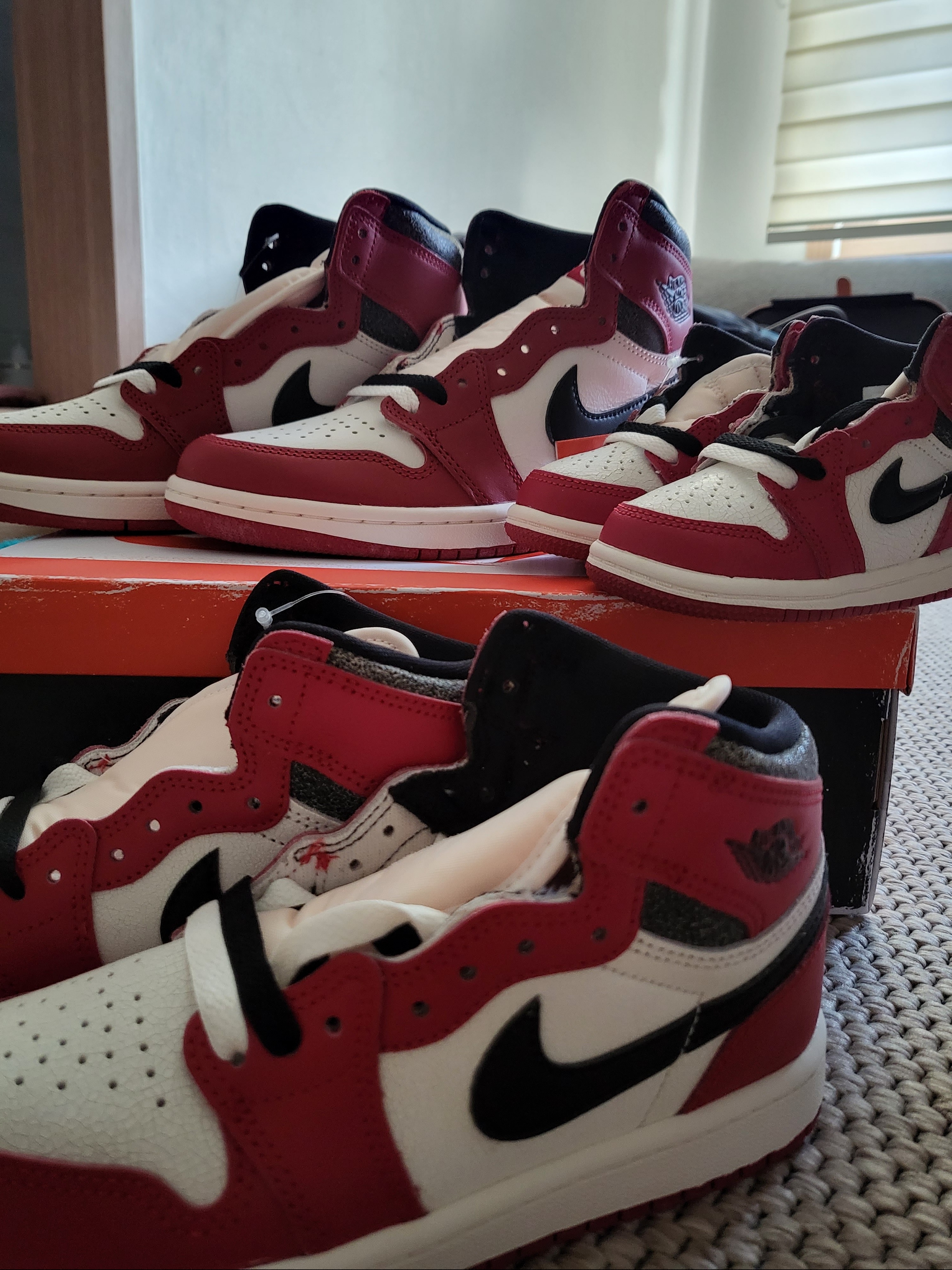 Jordan 1 Retro High OG Chicago 2022, (GS) Jordan 1 Retro High OG Chicago 2022 착용 스타일