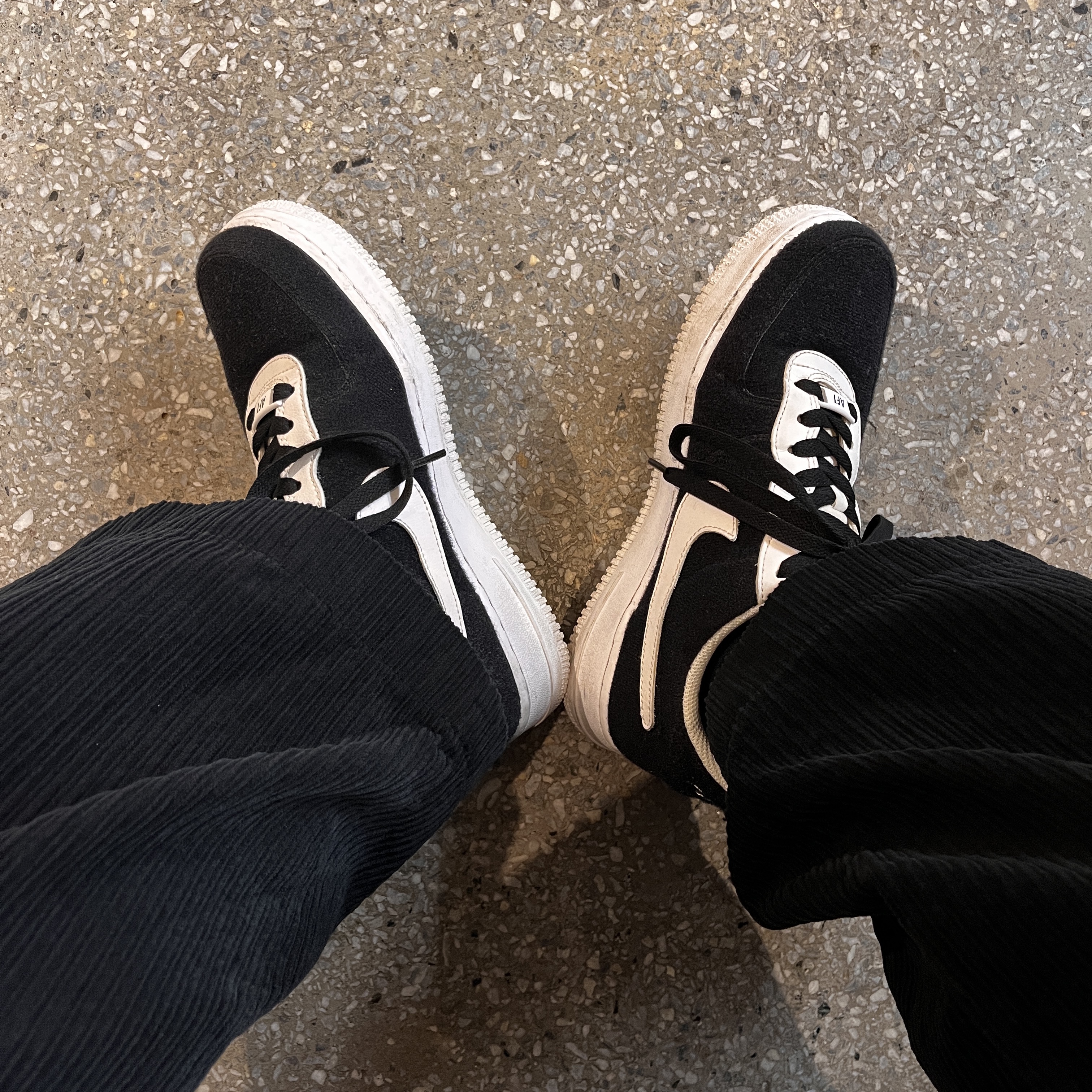Nike Air Force 1/1 Cosmic Clay 착용 스타일