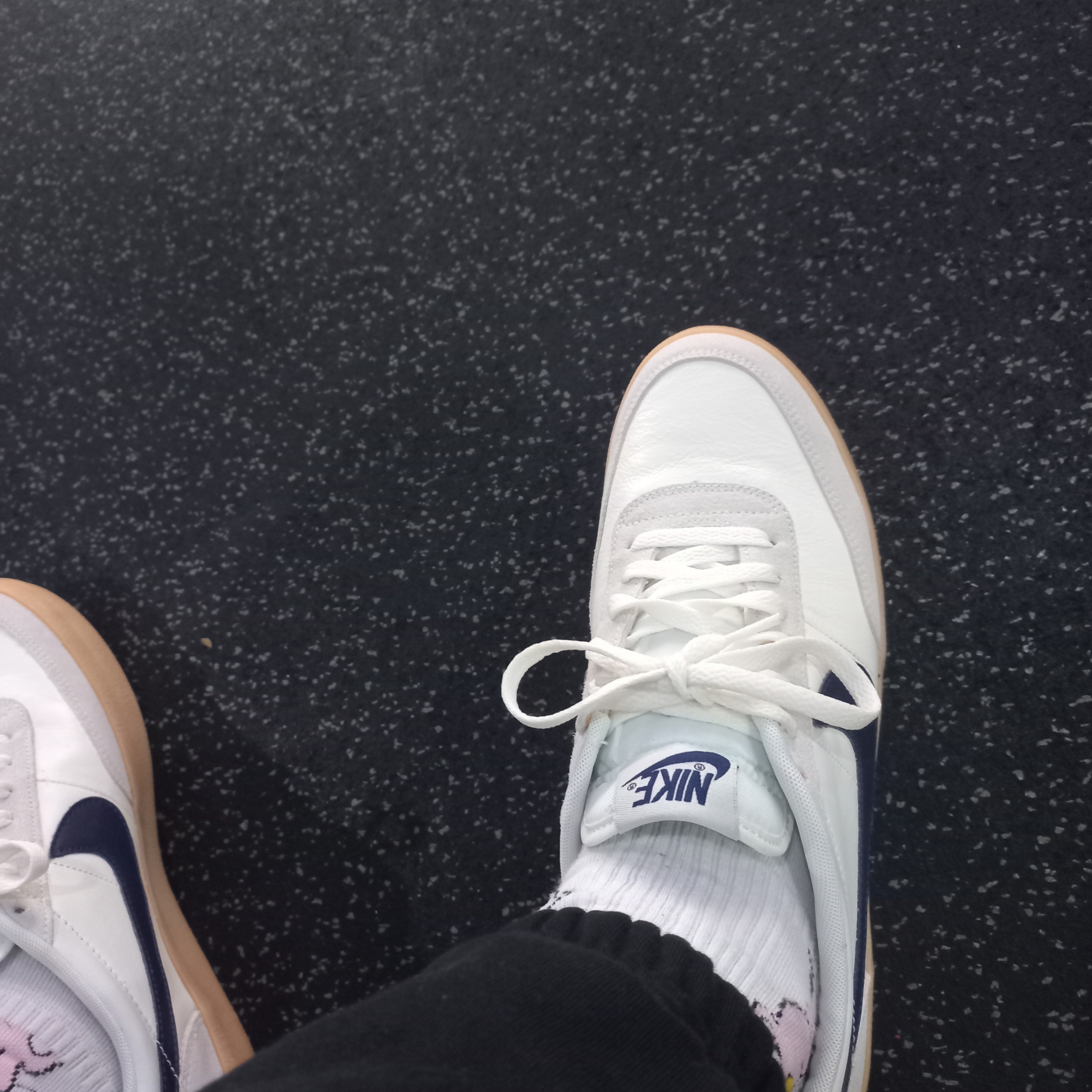Nike x J.Crew Killshot 2 Sail Midnight Navy 착용 스타일 - 2