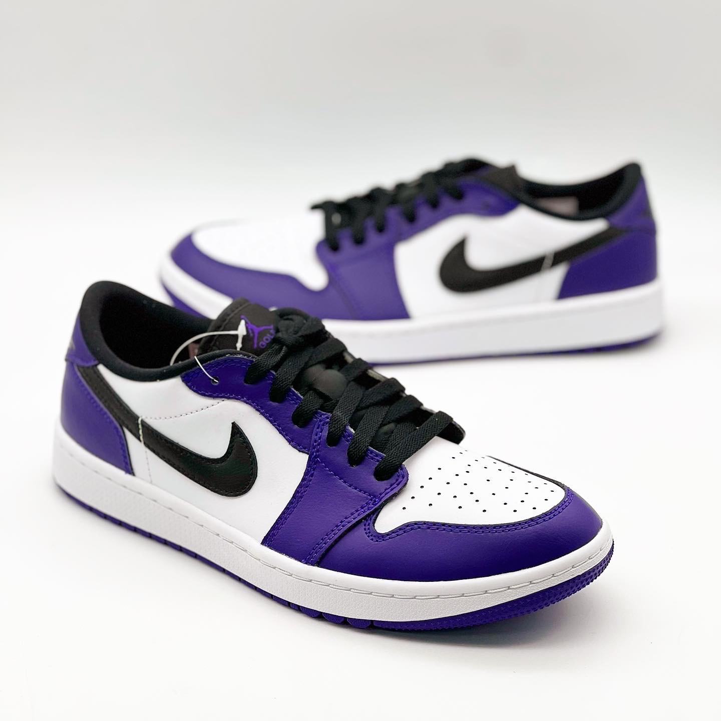 Jordan 1 Low Golf Court Purple 착용 스타일 - 2