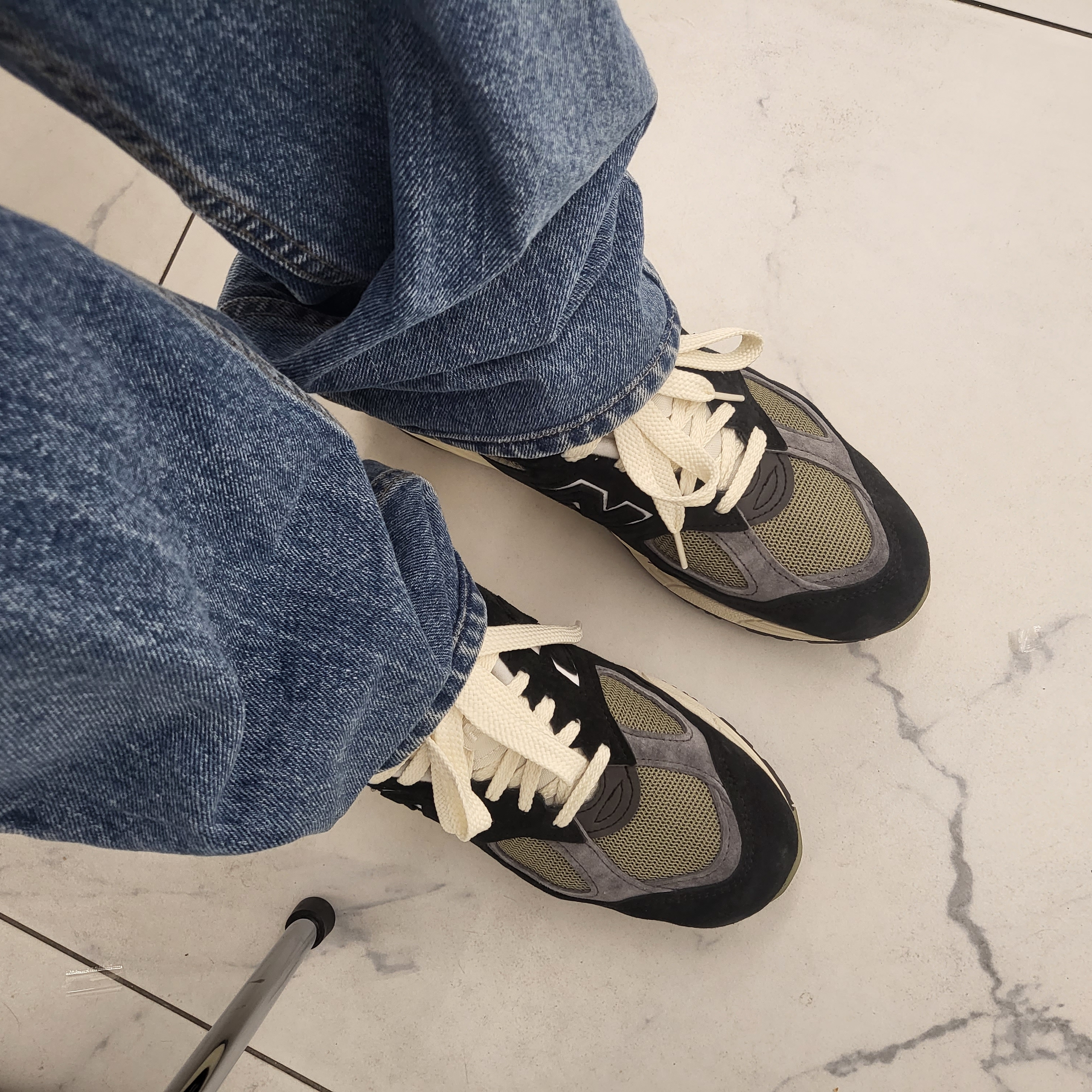 New Balance 990v2 Made in USA Black True camo 착용 스타일 - 1