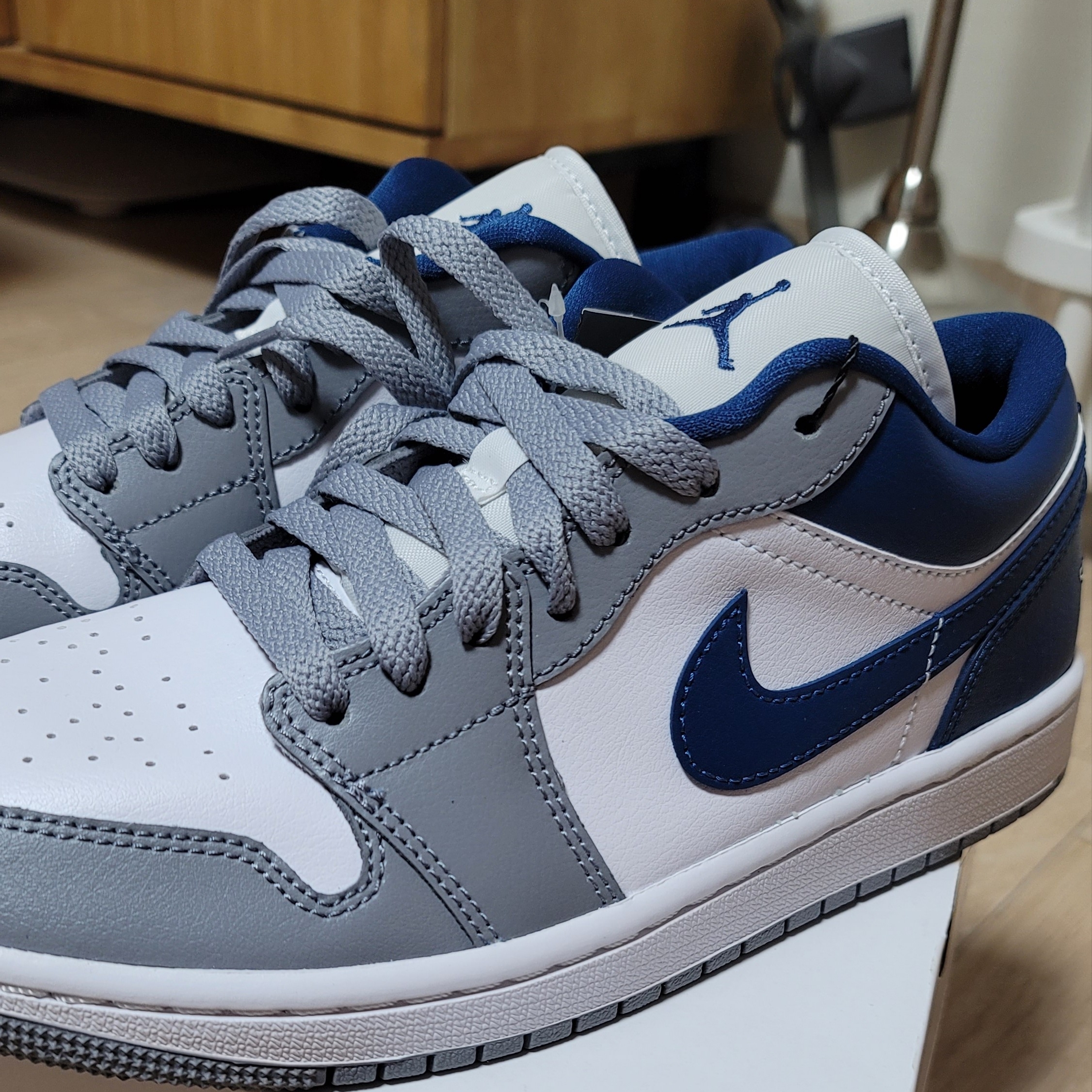 (W) Jordan 1 Low White Grey Blue 착용 스타일