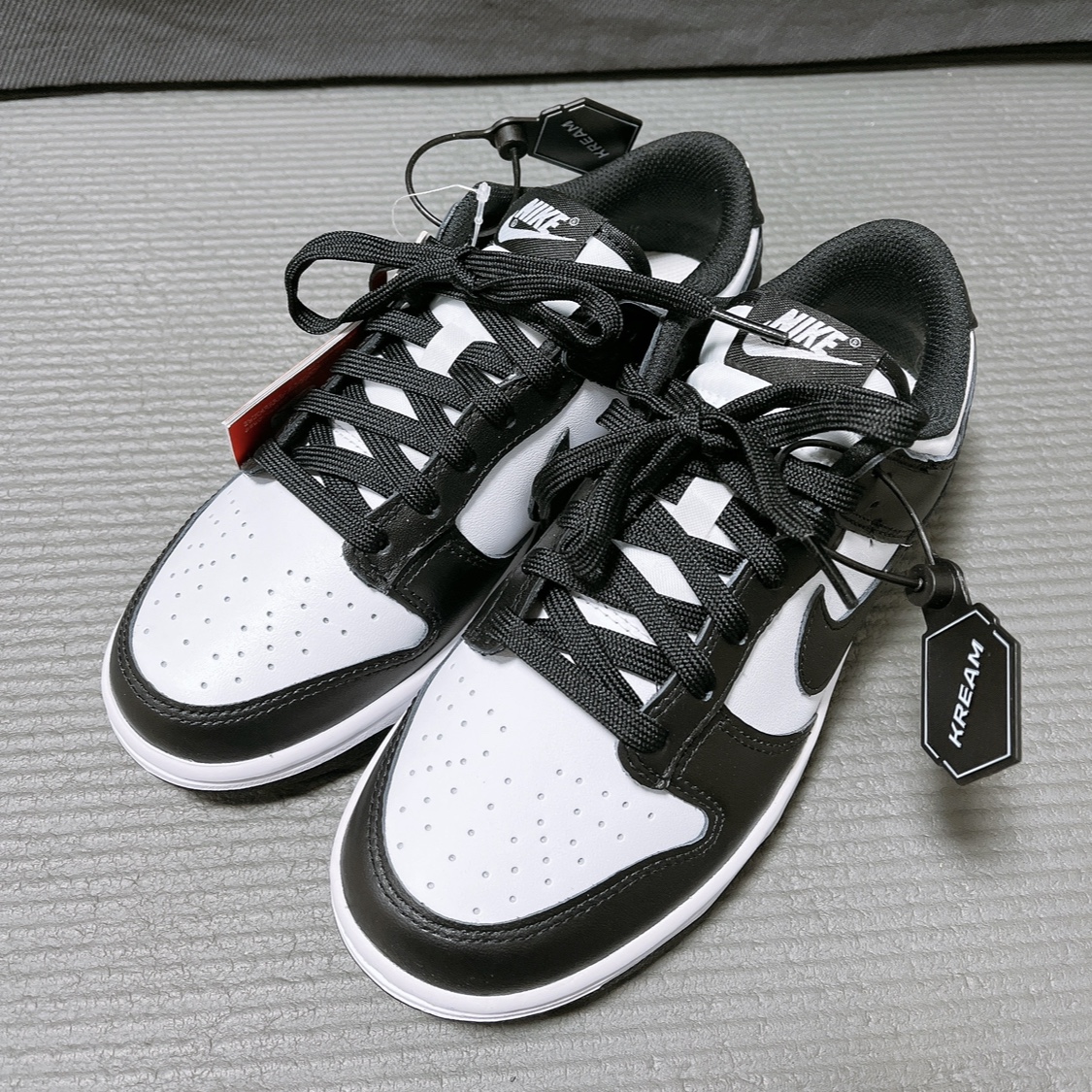 (W) Nike Dunk Low Black 착용 스타일
