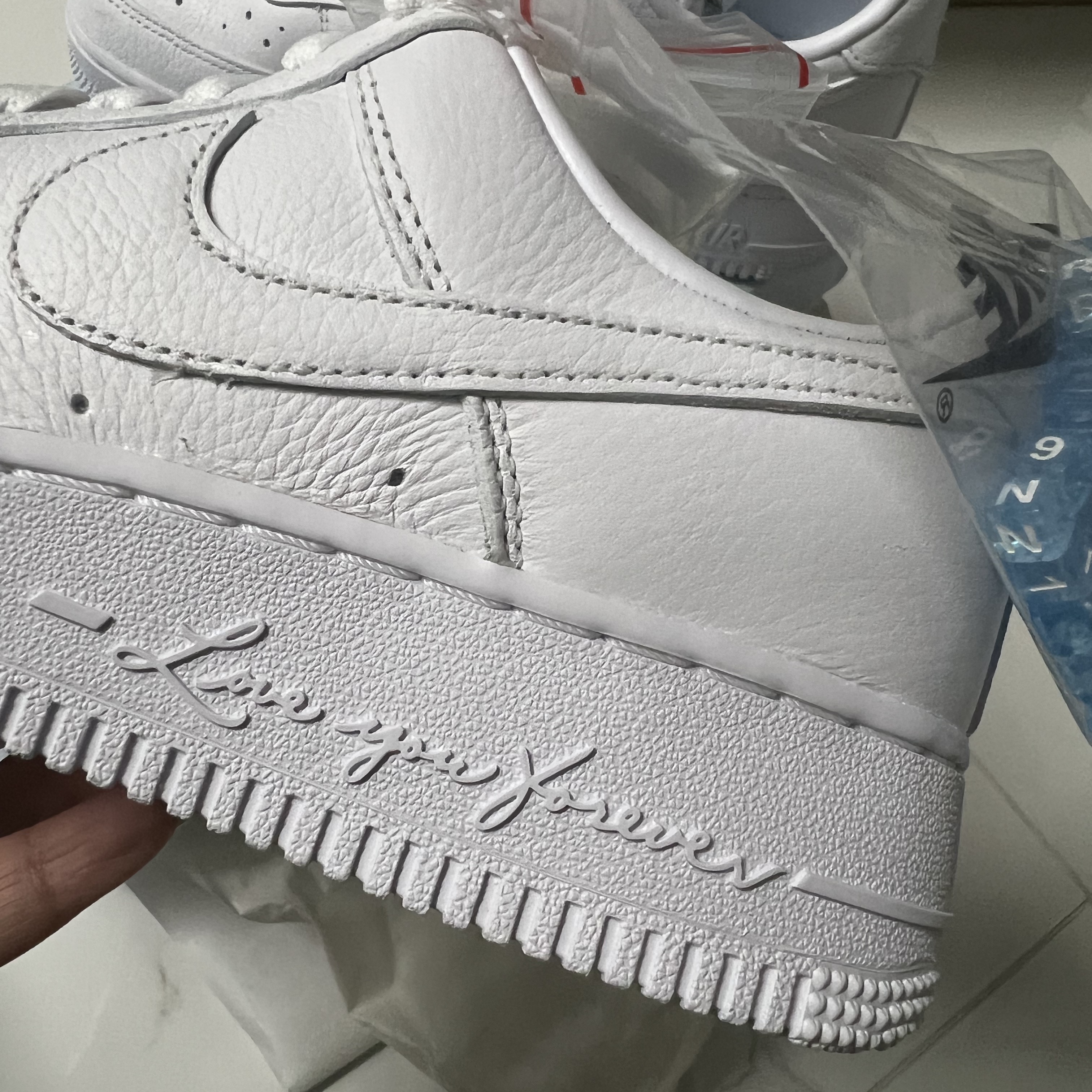 Nike x Drake Nocta Air Force 1 Low SP Certified Lover Boy White 착용 스타일 - 2
