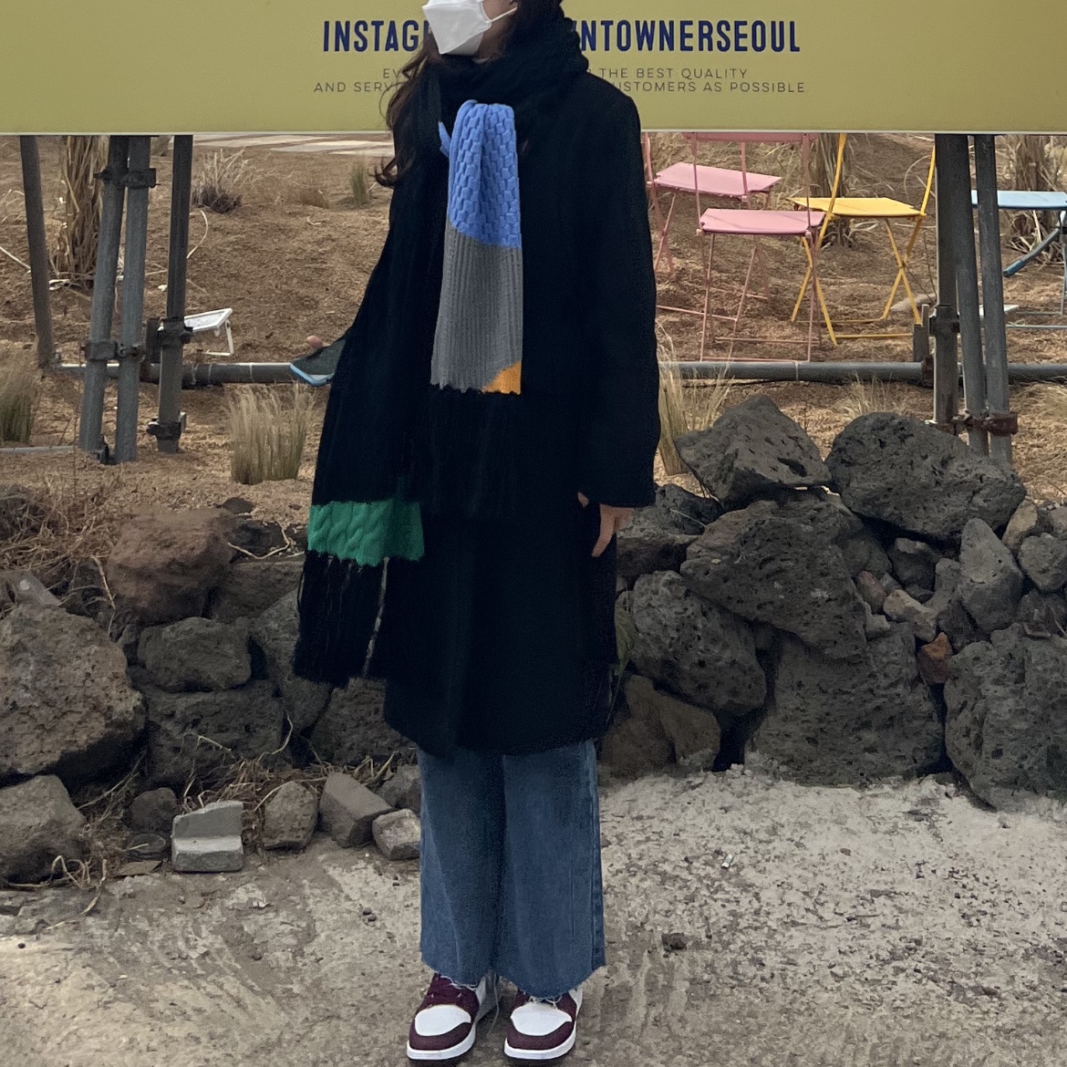 Ader Error x Zara Scarf Black, Jordan 1 Retro High OG Bordeaux 착용 스타일