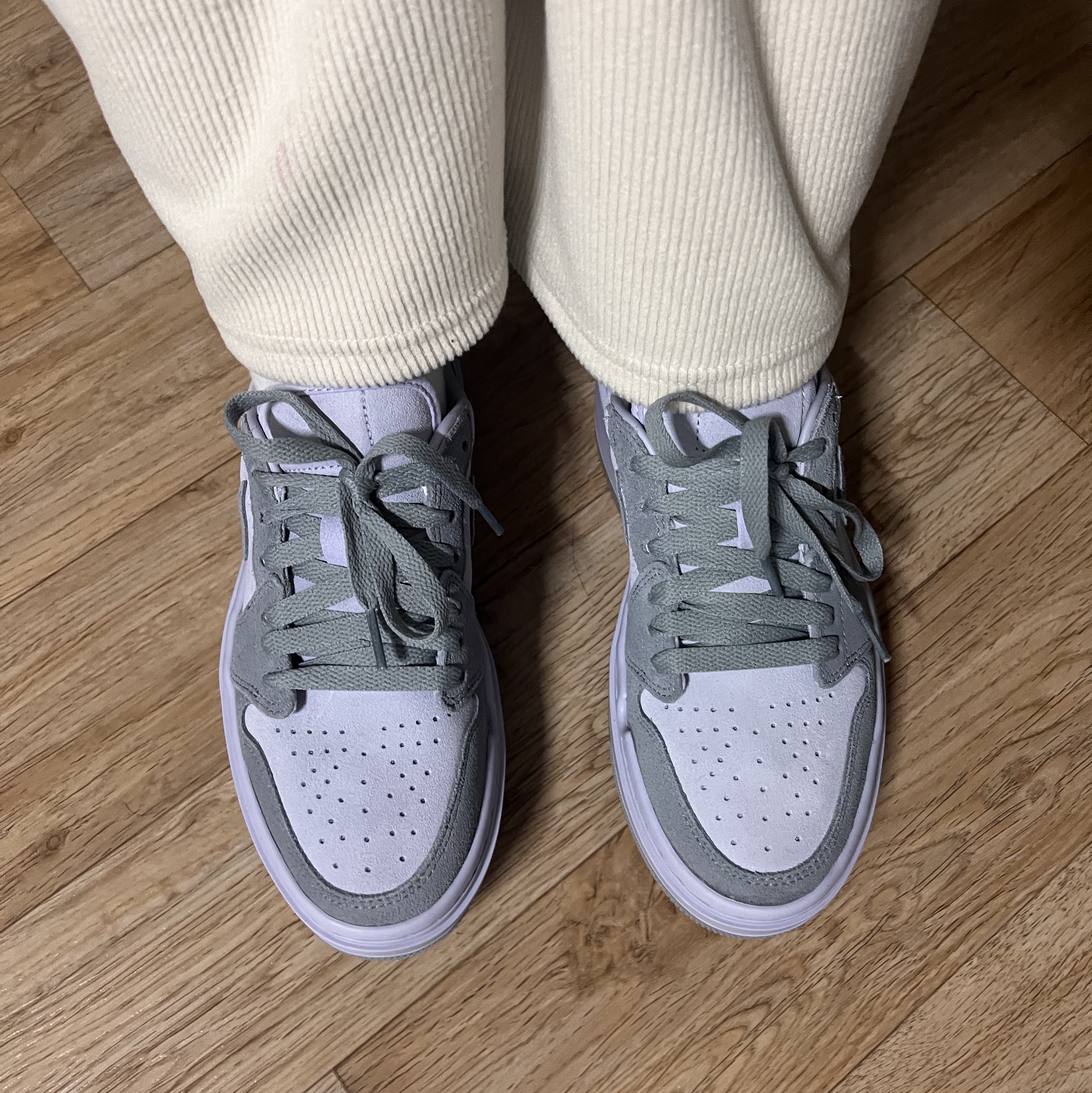 (W) Jordan 1 Elevate Low Stealth 착용 스타일 - 2