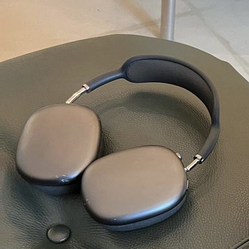 Apple AirPods Max Lightning Space Gray (Korean Ver.) 착용 스타일