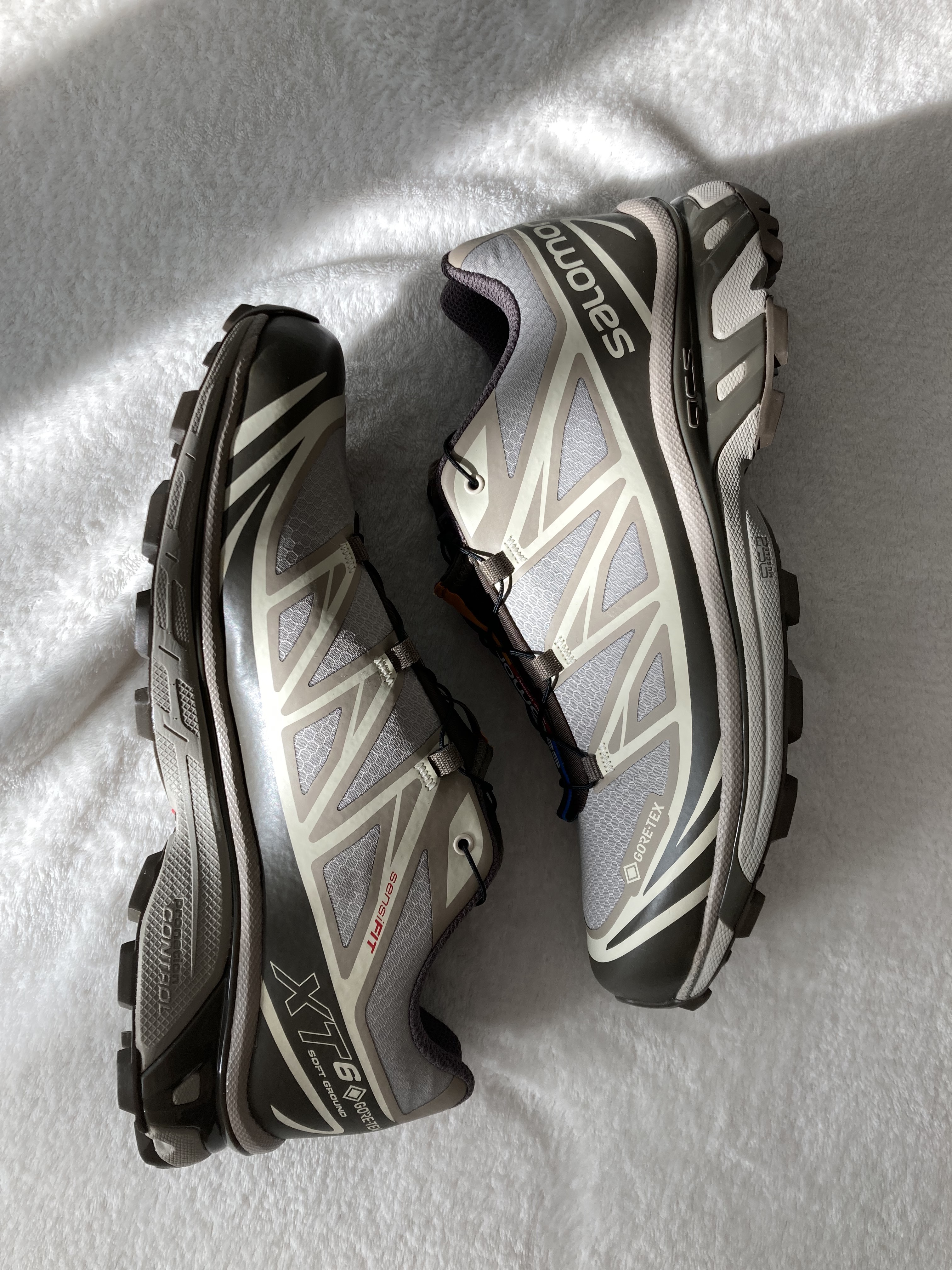 Salomon XT-6 Gore-Tex Vintage Khaki 착용 스타일 - 2