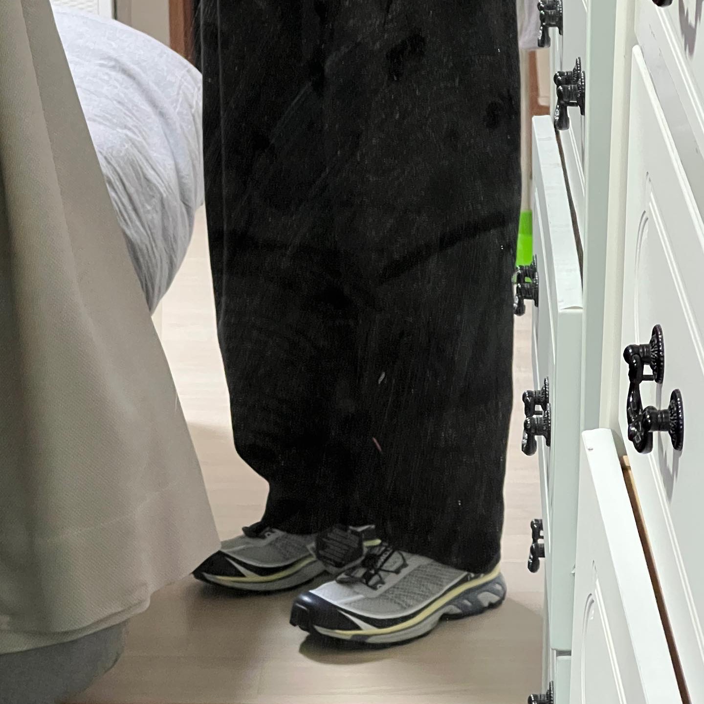 Salomon XT-6 FT Pearl Blue Night Sky 착용 스타일