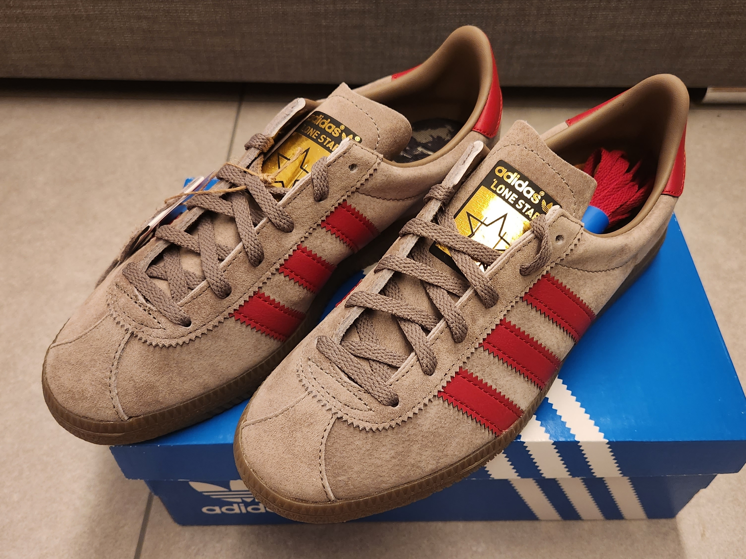 Adidas Lone Star Simple Brown 착용 스타일