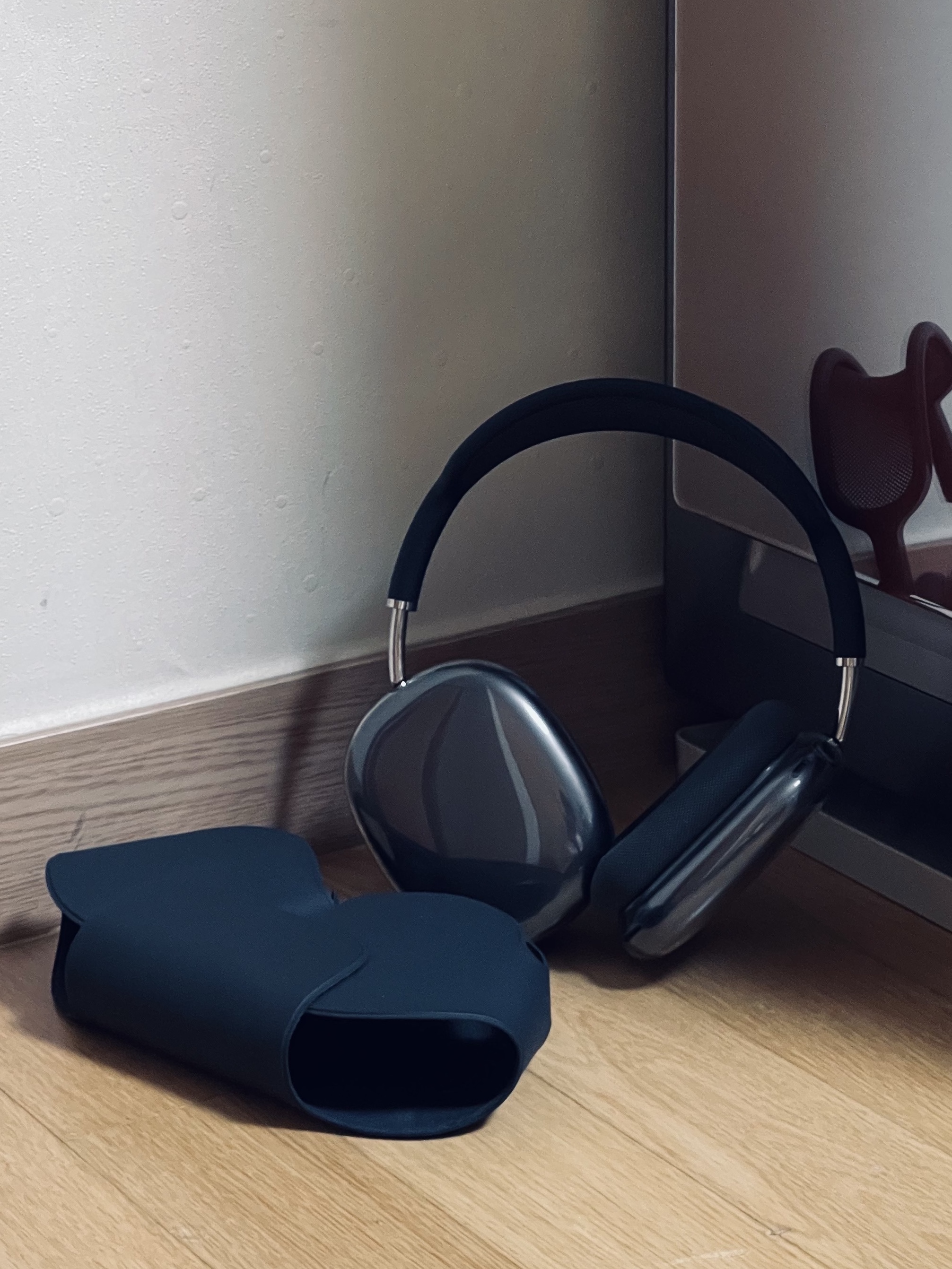 Apple AirPods Max Lightning Space Gray (Korean Ver.), Apple AirPods Max Lightning Silver (Korean Ver.) 착용 스타일