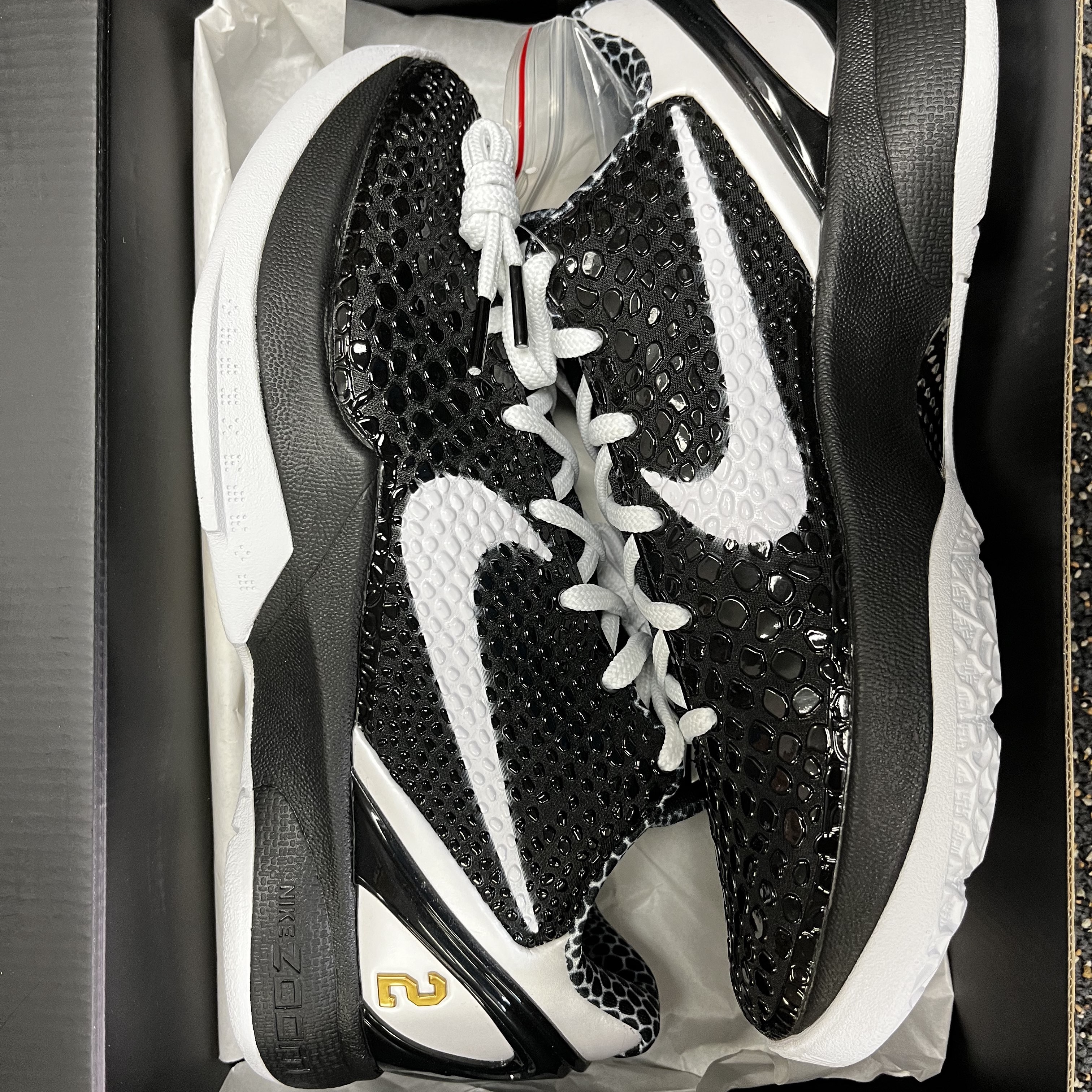 Nike Kobe 6 Protro Mambacita Sweet 16 착용 스타일