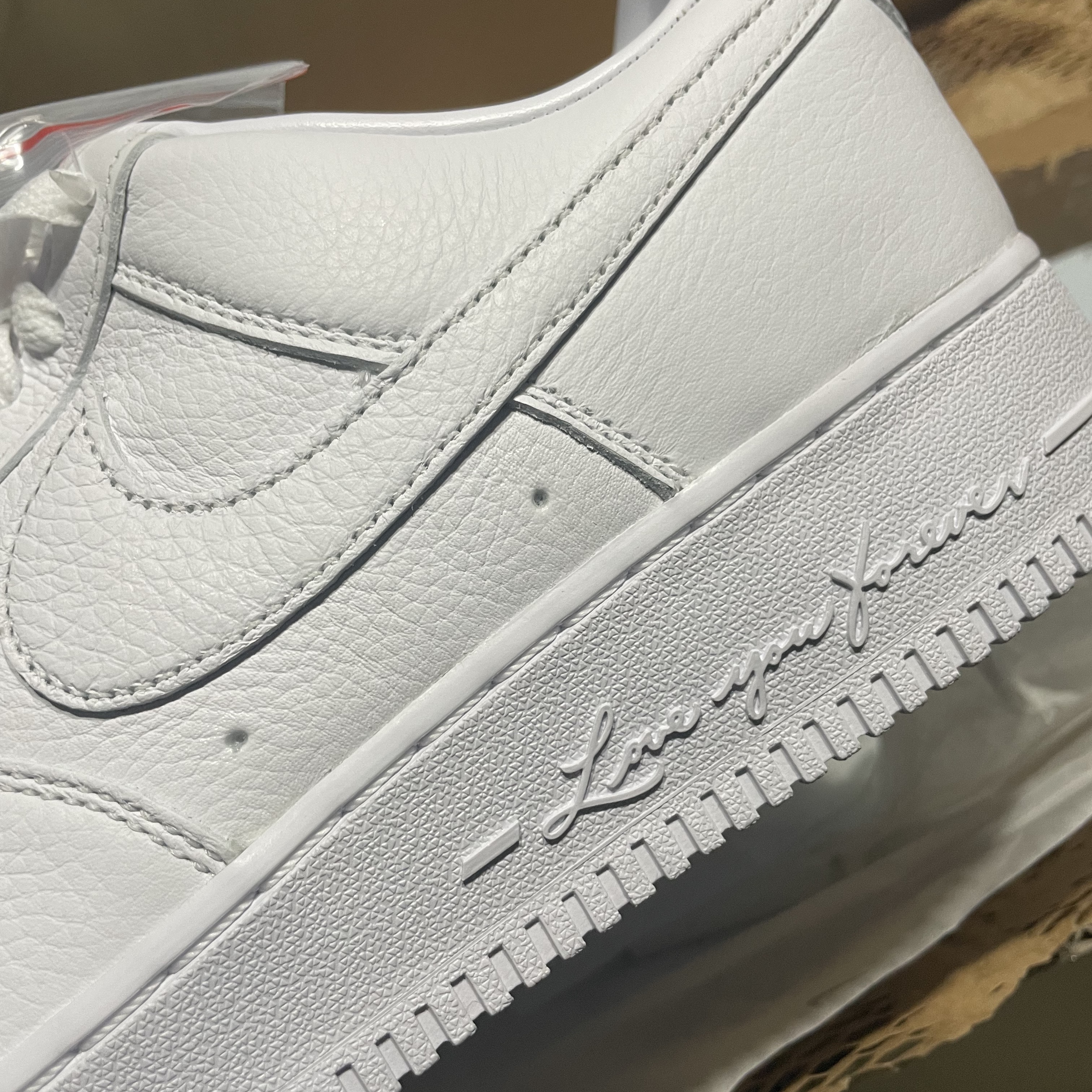 Nike x Drake Nocta Air Force 1 Low SP Certified Lover Boy White 착용 스타일 - 2