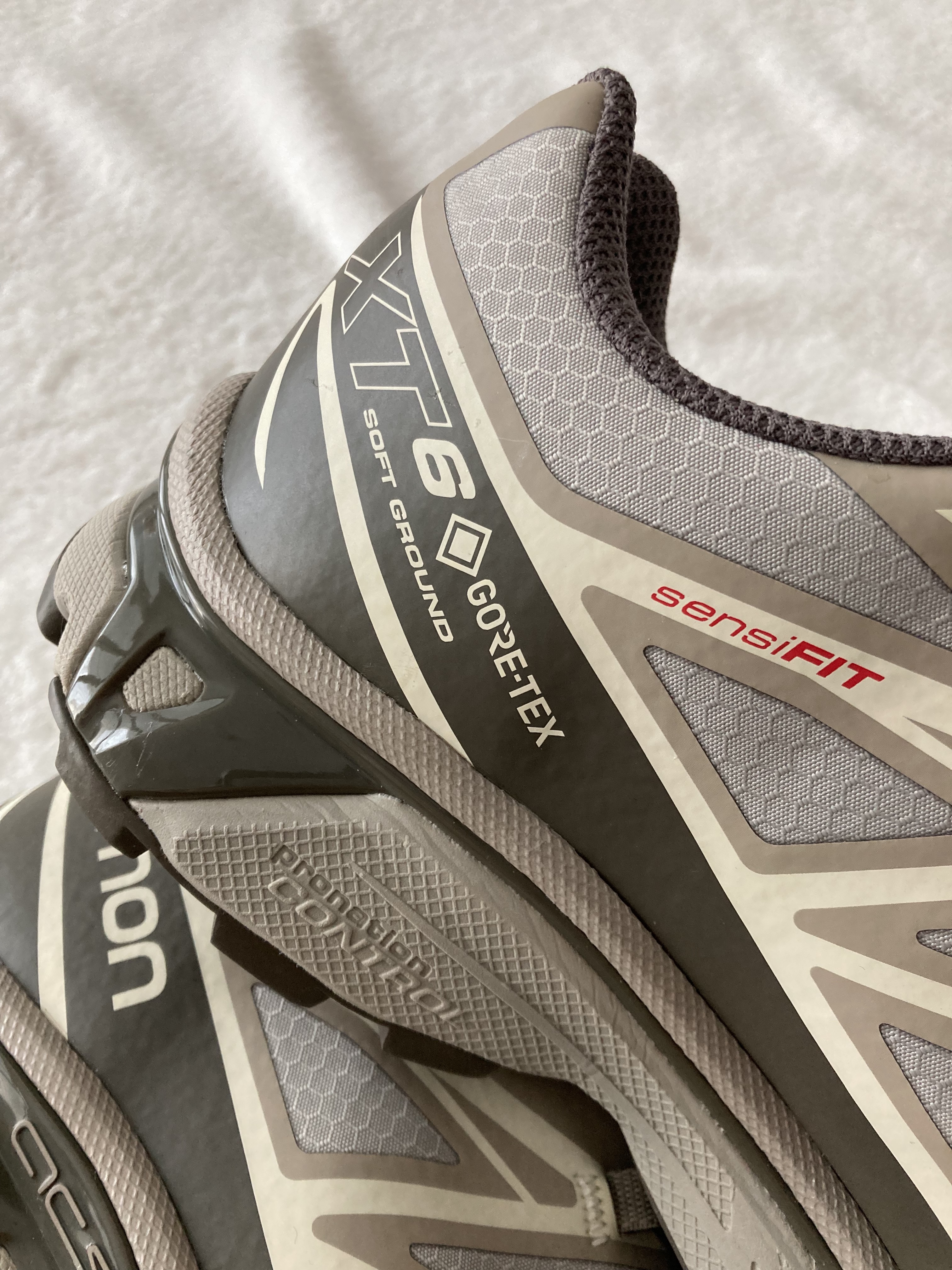 Salomon XT-6 Gore-Tex Vintage Khaki 착용 스타일 - 3