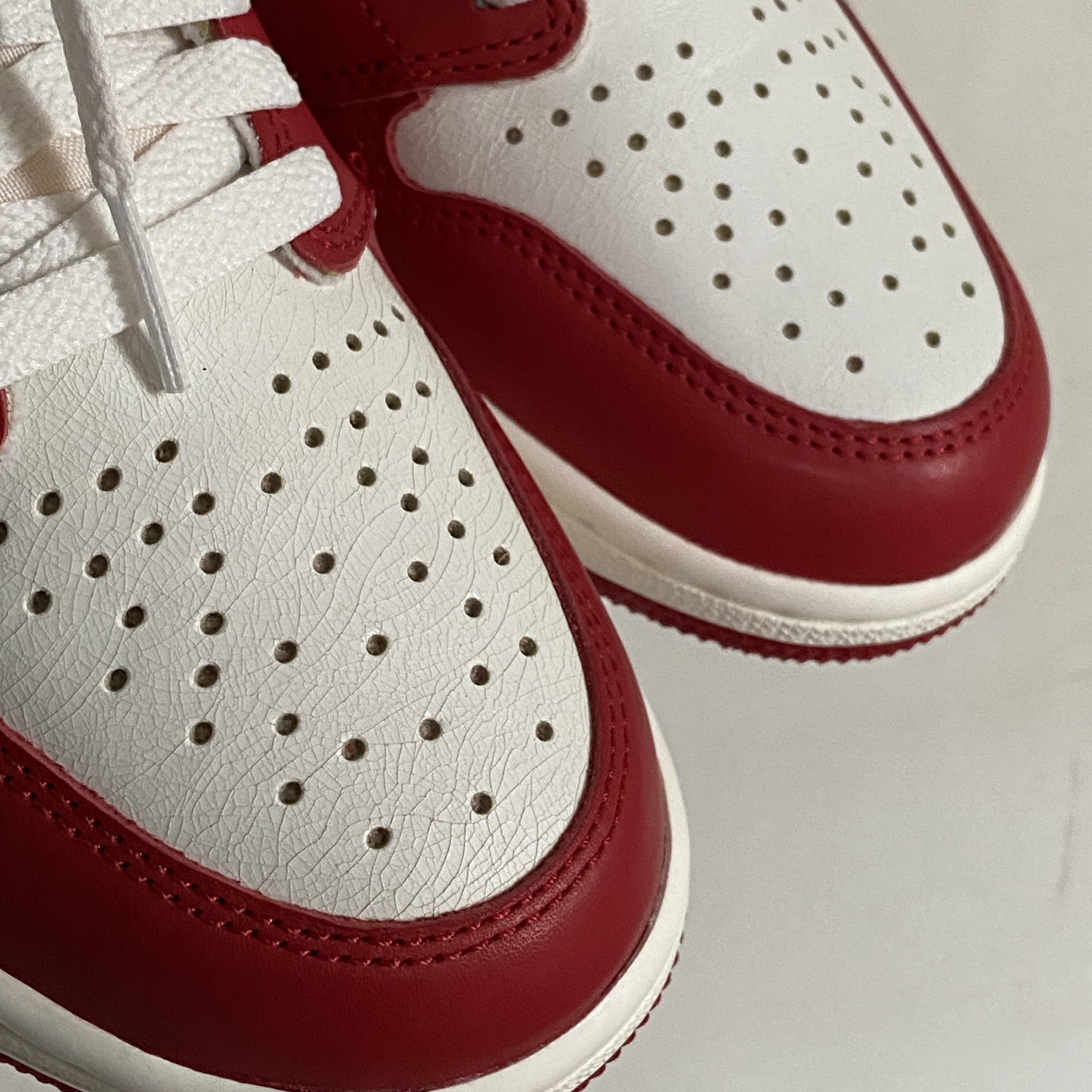 Jordan 1 Retro High OG Chicago 2022, Jordan 1 Retro High OG Pine Green 착용 스타일 - 5